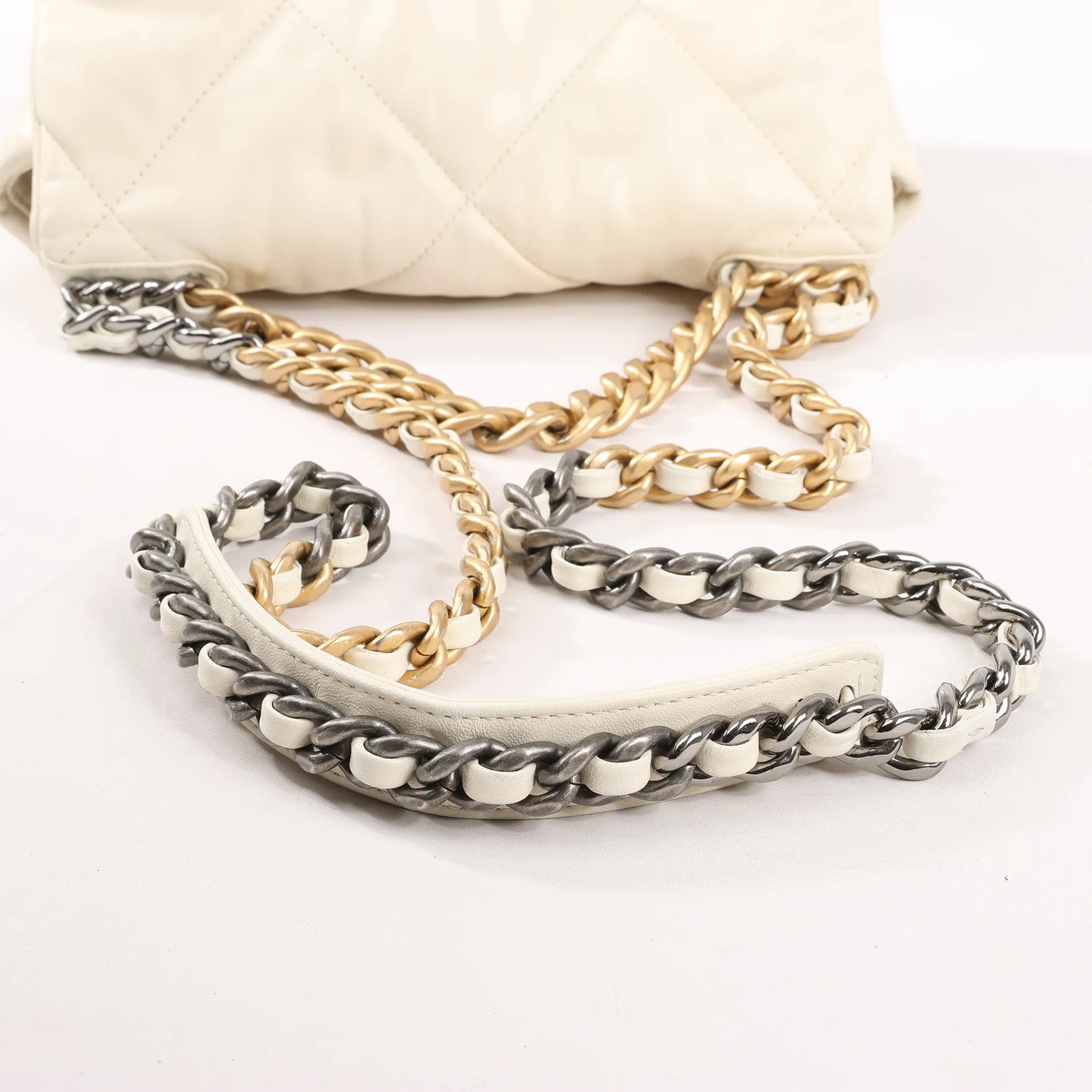 Chanel Chanel 19 Leather Quilted Chain 2Way Handbag in Ecru