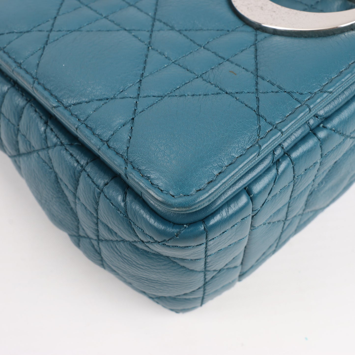 Sac bandoulière chaîne en cuir Christian Dior Caro bleu