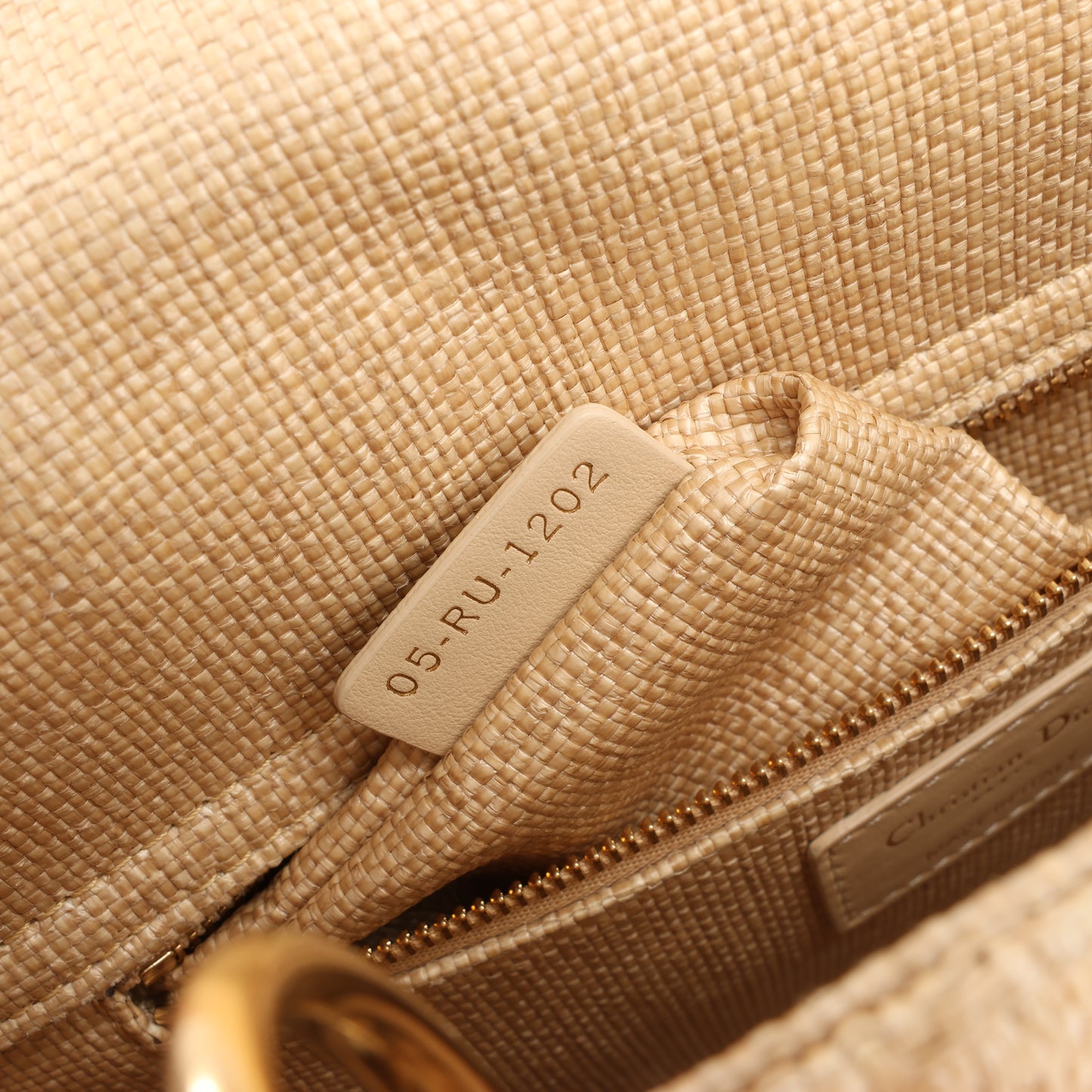 Sac à main Christian Dior Lady D-Lite en raphia tissé et brodé Cannage, taille moyenne, double usage, beige