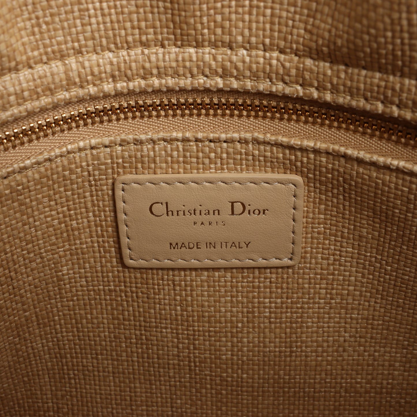 Sac à main Christian Dior Lady D-Lite en raphia tissé et brodé Cannage, taille moyenne, double usage, beige