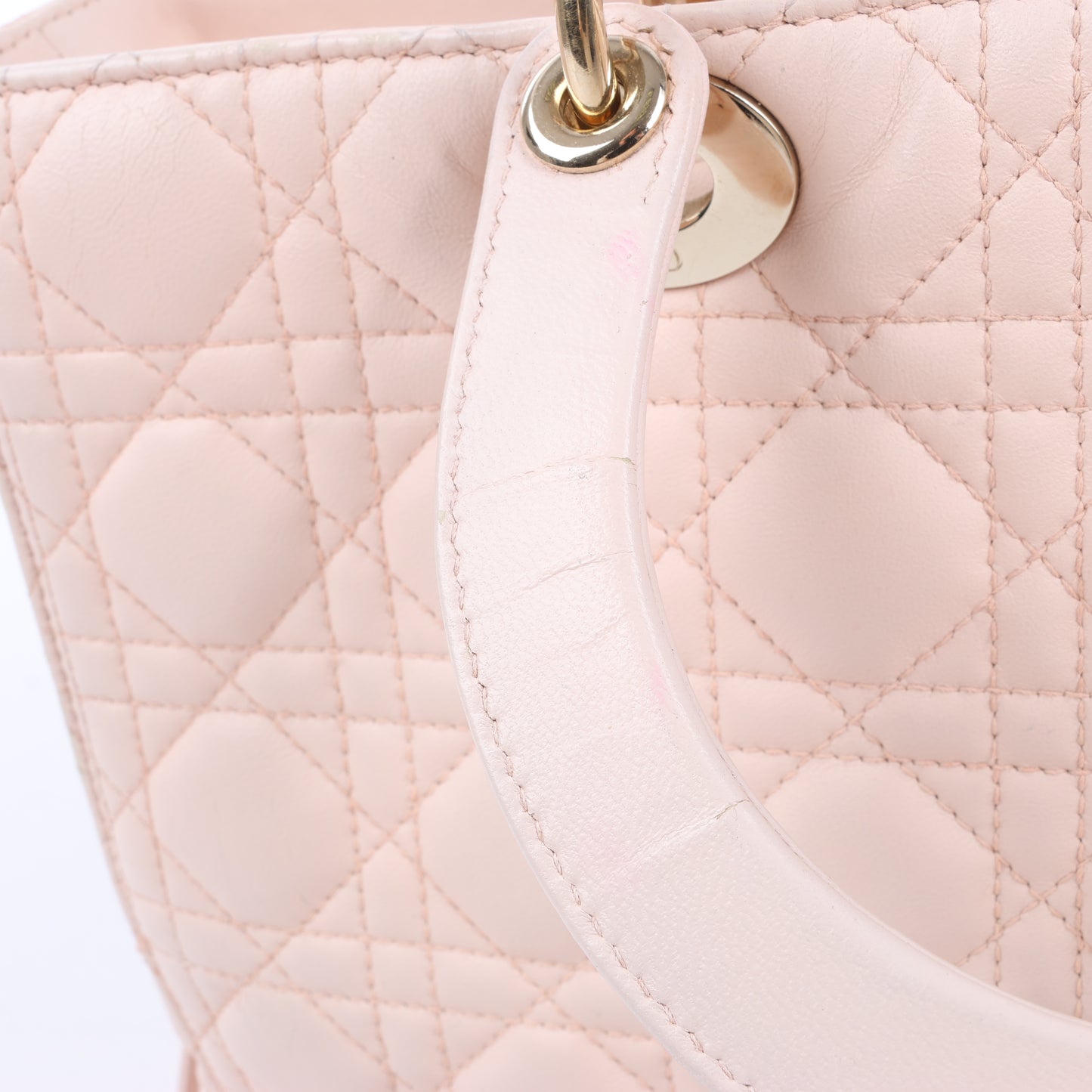 Grand sac à main double usage en cuir rose clair Lady Dior Cannage de Christian Dior