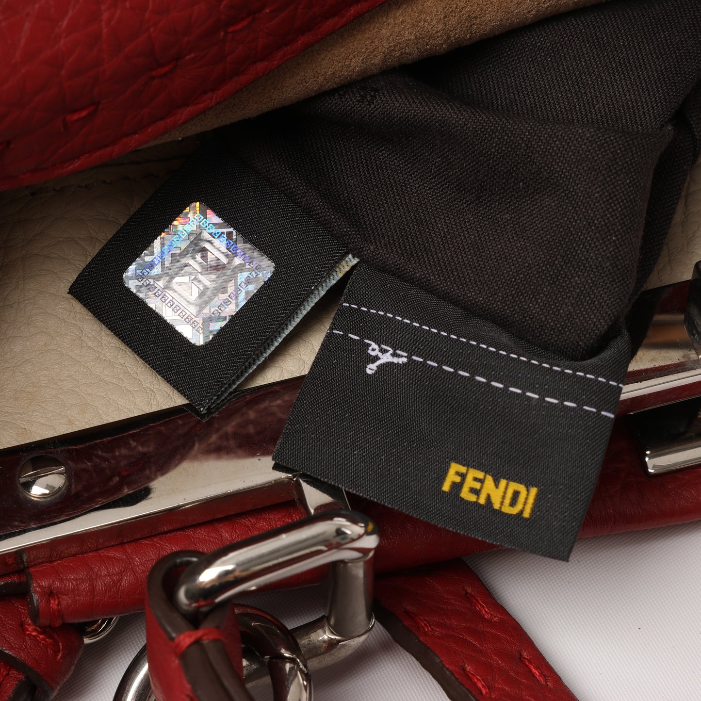 Fendi Peekaboo Regular Selleria Leather 2way Handbag in Red 8BN226