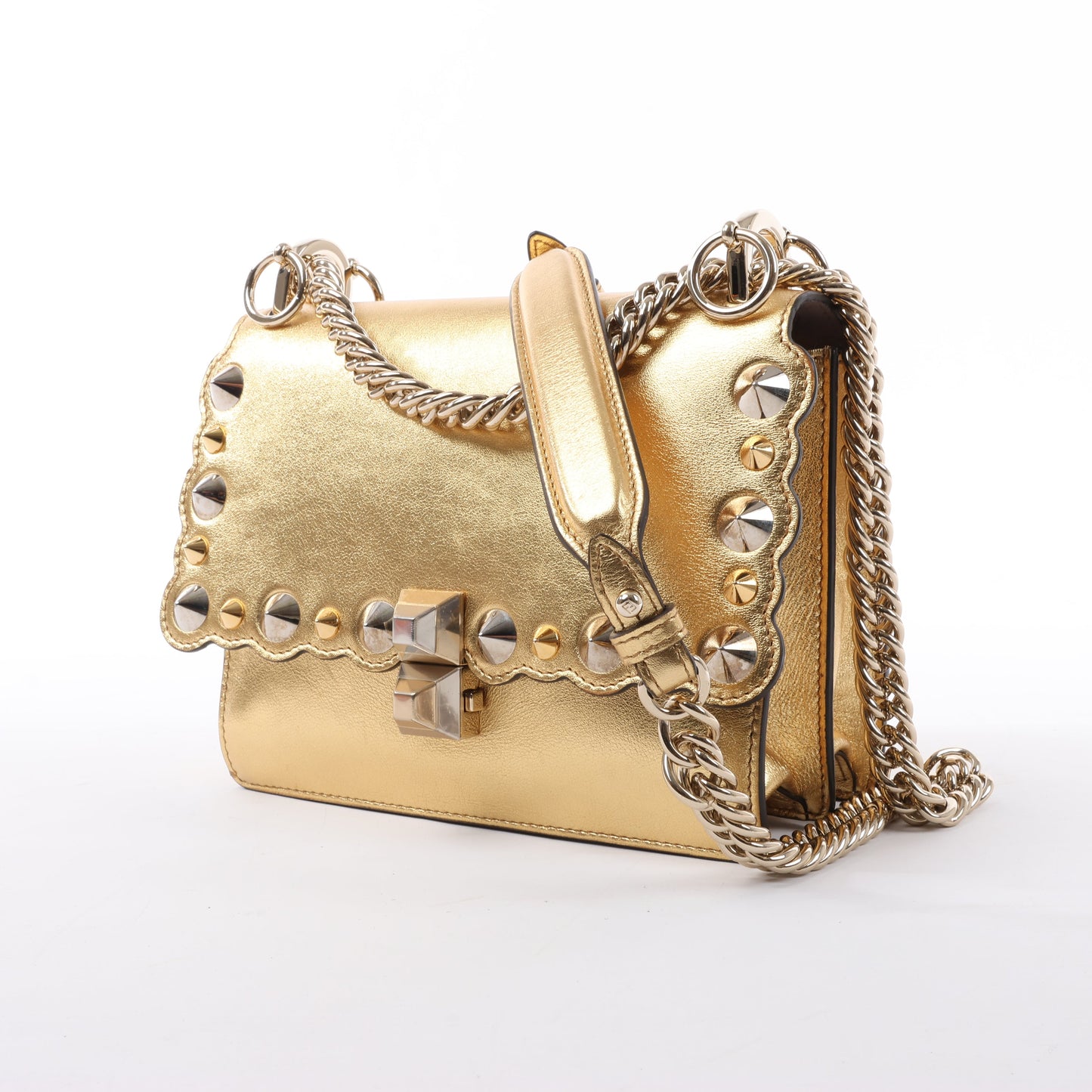 Sac à bandoulière en cuir FENDI Mini Kan I avec chaîne, doré 8M0381