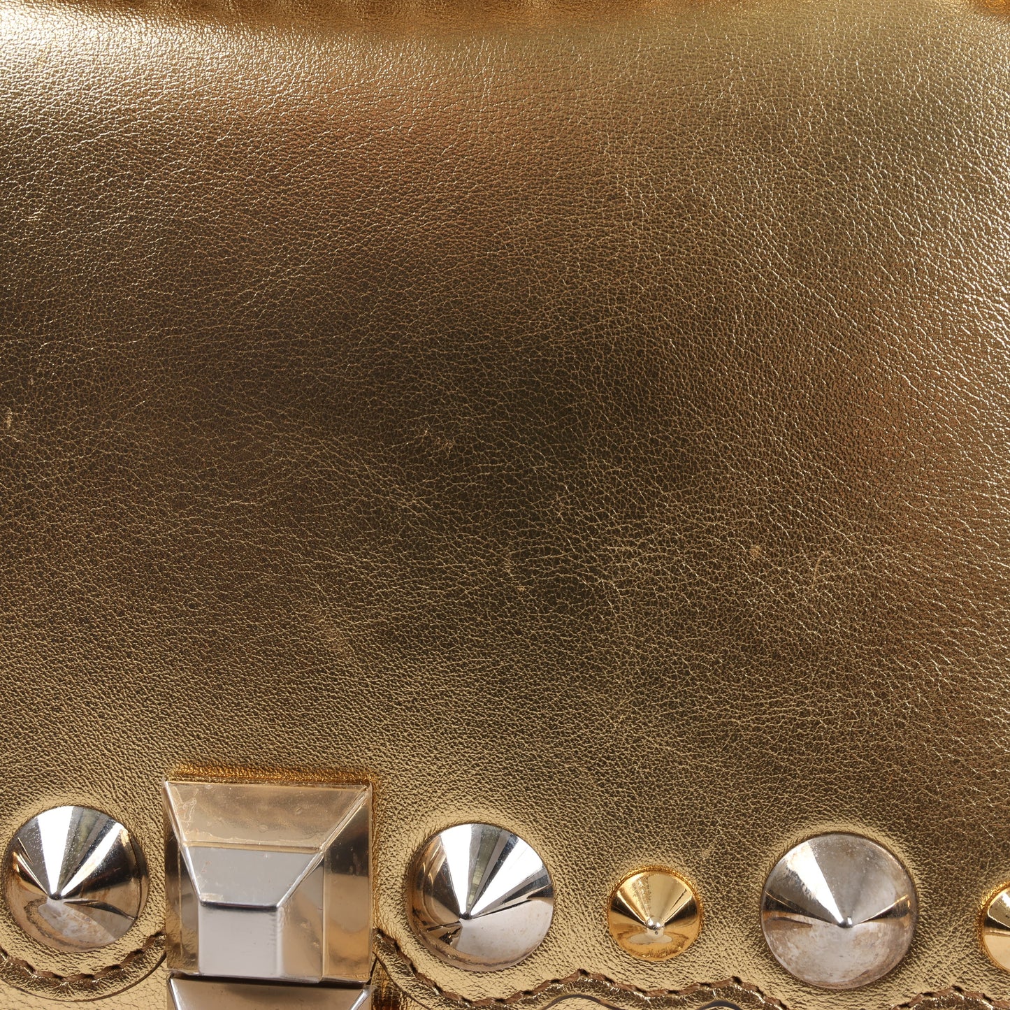 Sac à bandoulière en cuir FENDI Mini Kan I avec chaîne, doré 8M0381