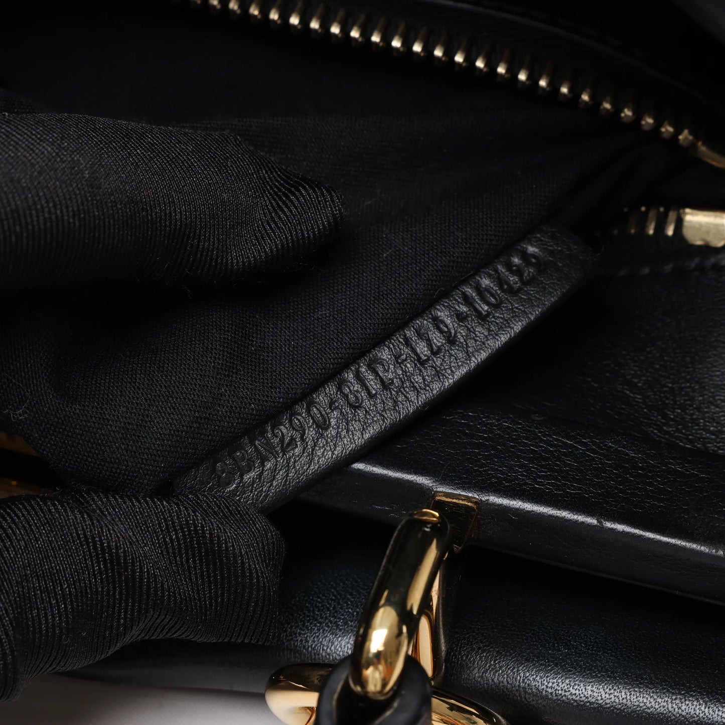 Fendi Peekaboo Regular Leather 2Way Handbag in Black 8BN290