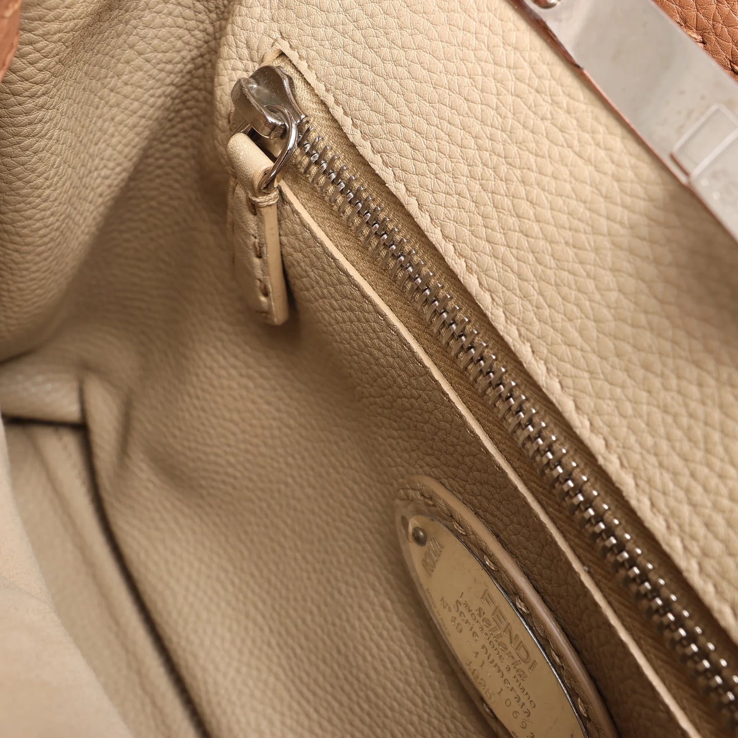 Fendi Peekaboo Regular Selleria Leather 2way Handbag in Beige 8BN226