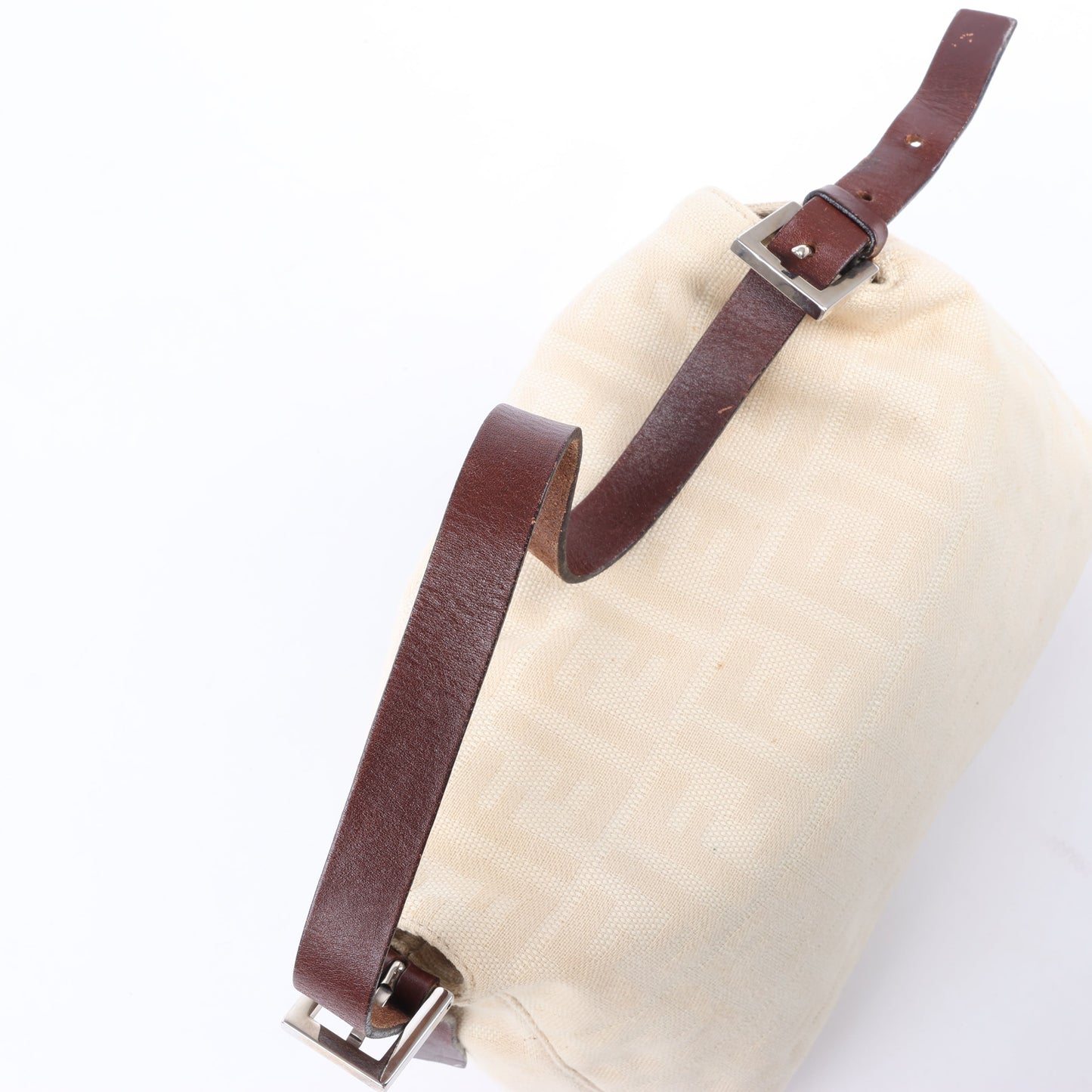 FENDI Mamma Baguette Zucchino Canvas & Leather Shoulder bag in Beige 26325