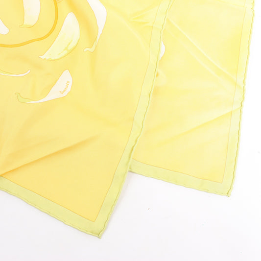 Hermès Carré 90 "Au gre du vent" Silk handkerchief in Yellow