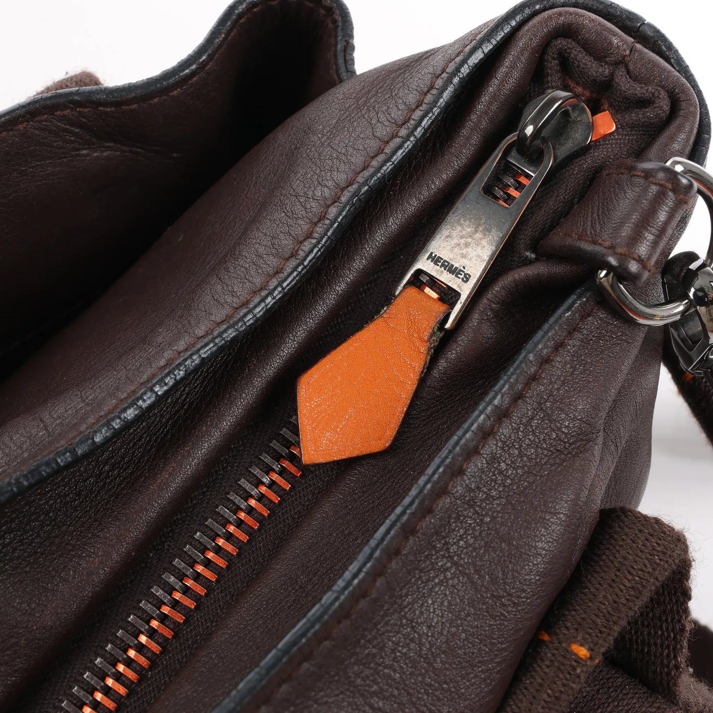 Hermes Caravan Horizontal PM Veau Derma Chocolat Silver Metal Fittings 2Way Handbag