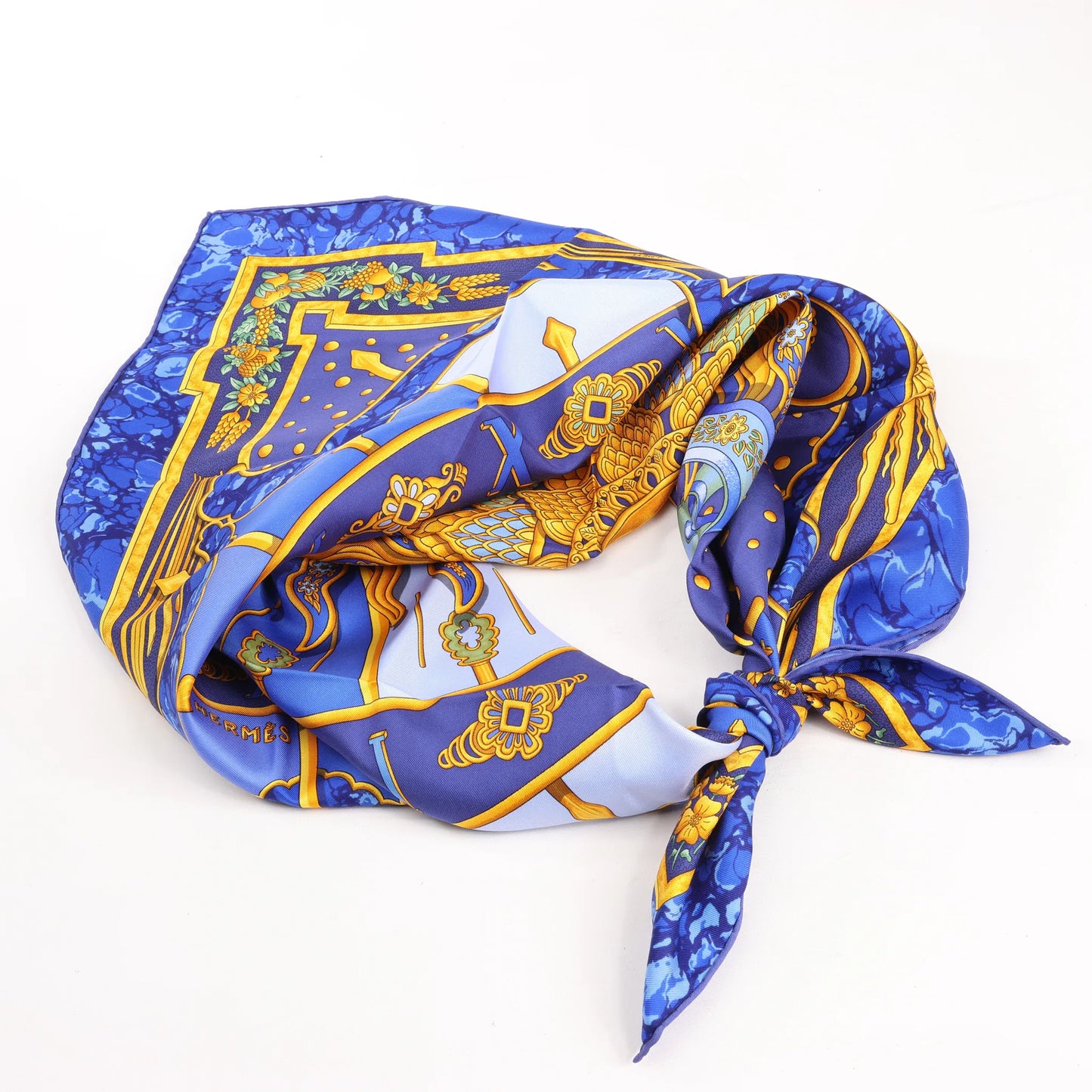 Hermès Carré 90 "CARPE DIEM" Silk handkerchief in Blue