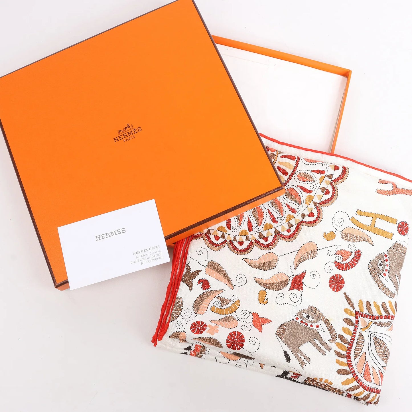 Hermès Carré 90 "CARRE KANTHA" Silk handkerchief in Ecru