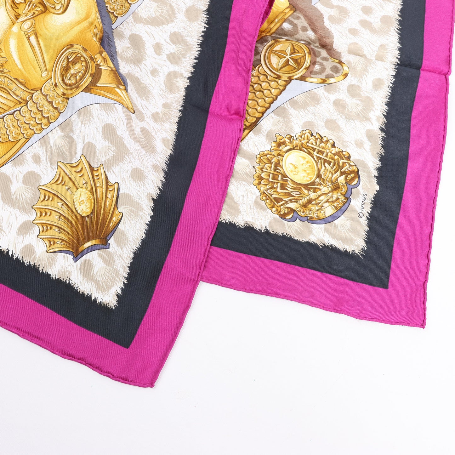 Hermès Carré 90 "CASQUES et PLUMETS" 100% Silk Scarf in Purple