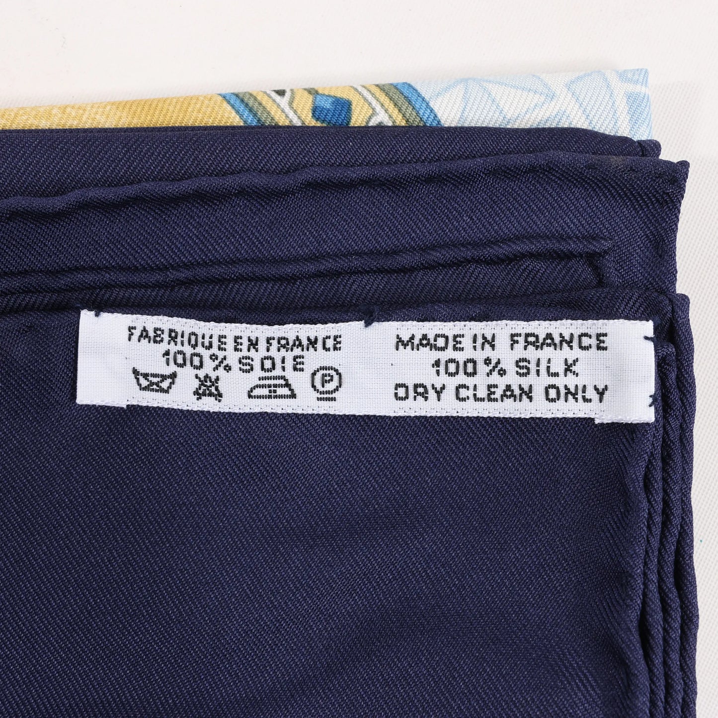 Hermès Carré 90 "CAVALIERS PEULS" Silk handkerchief in Navy Blue
