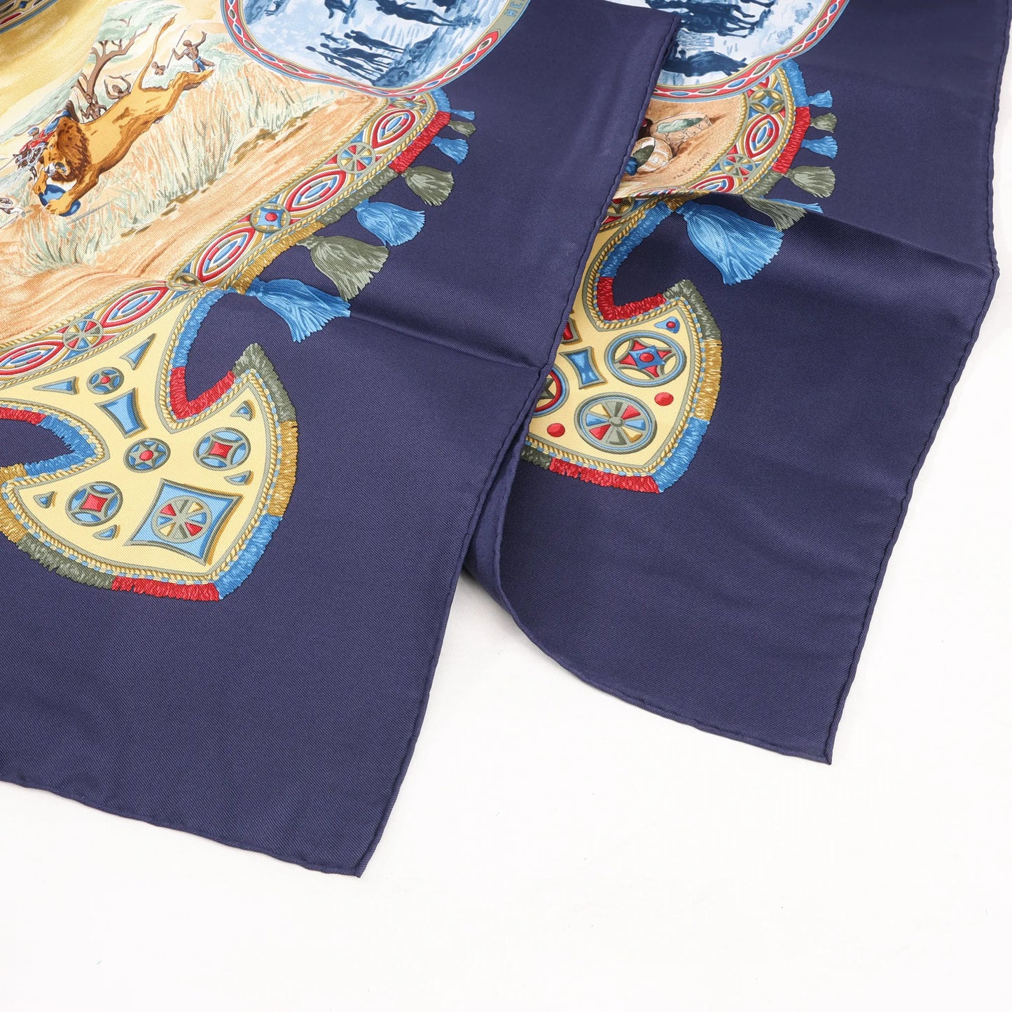 Hermès Carré 90 "CAVALIERS PEULS" Silk handkerchief in Navy Blue
