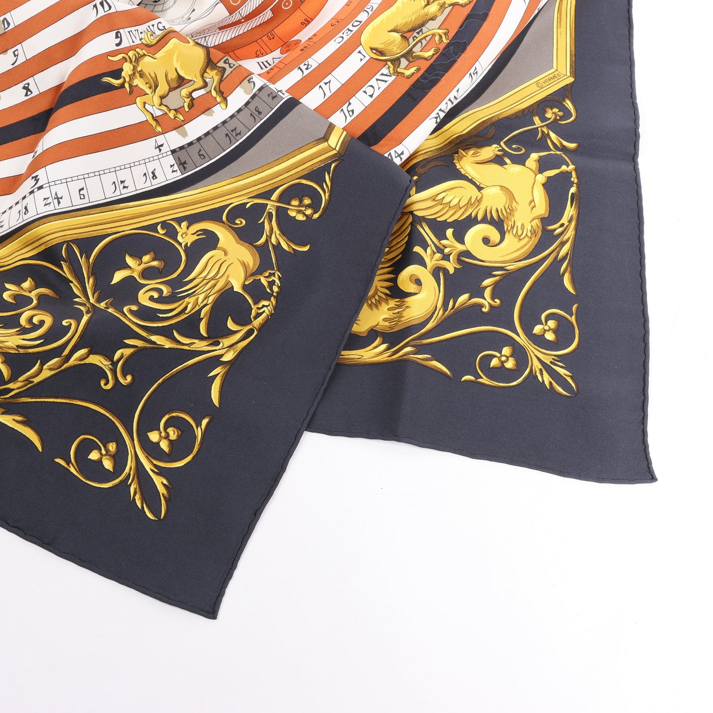 Hermès Carré 90 " DIES ET HORE" Silk handkerchief in Black