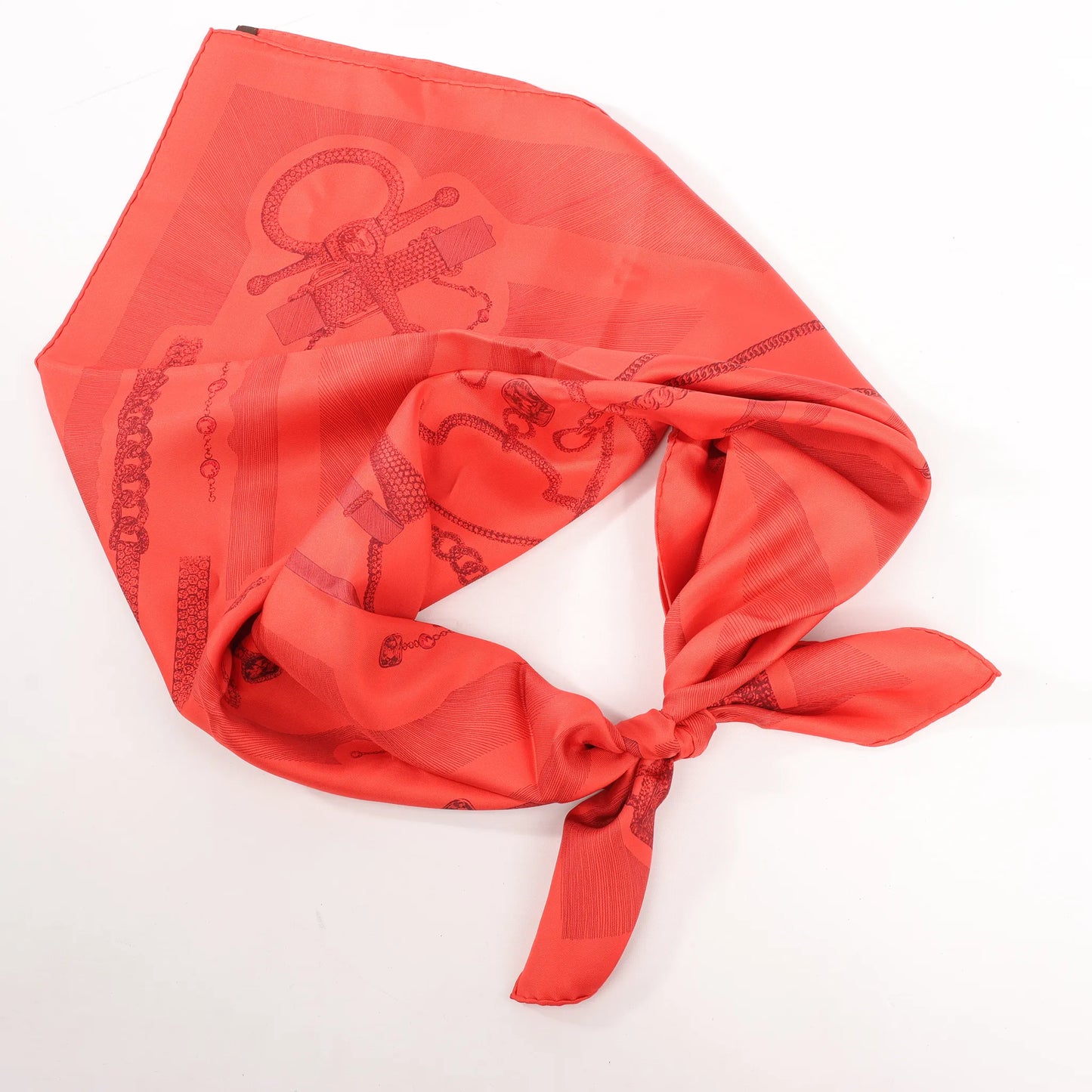 Hermès Carré 90 "ETVDE POVR VNE PARVRE DE GALA" Silk handkerchief in Red