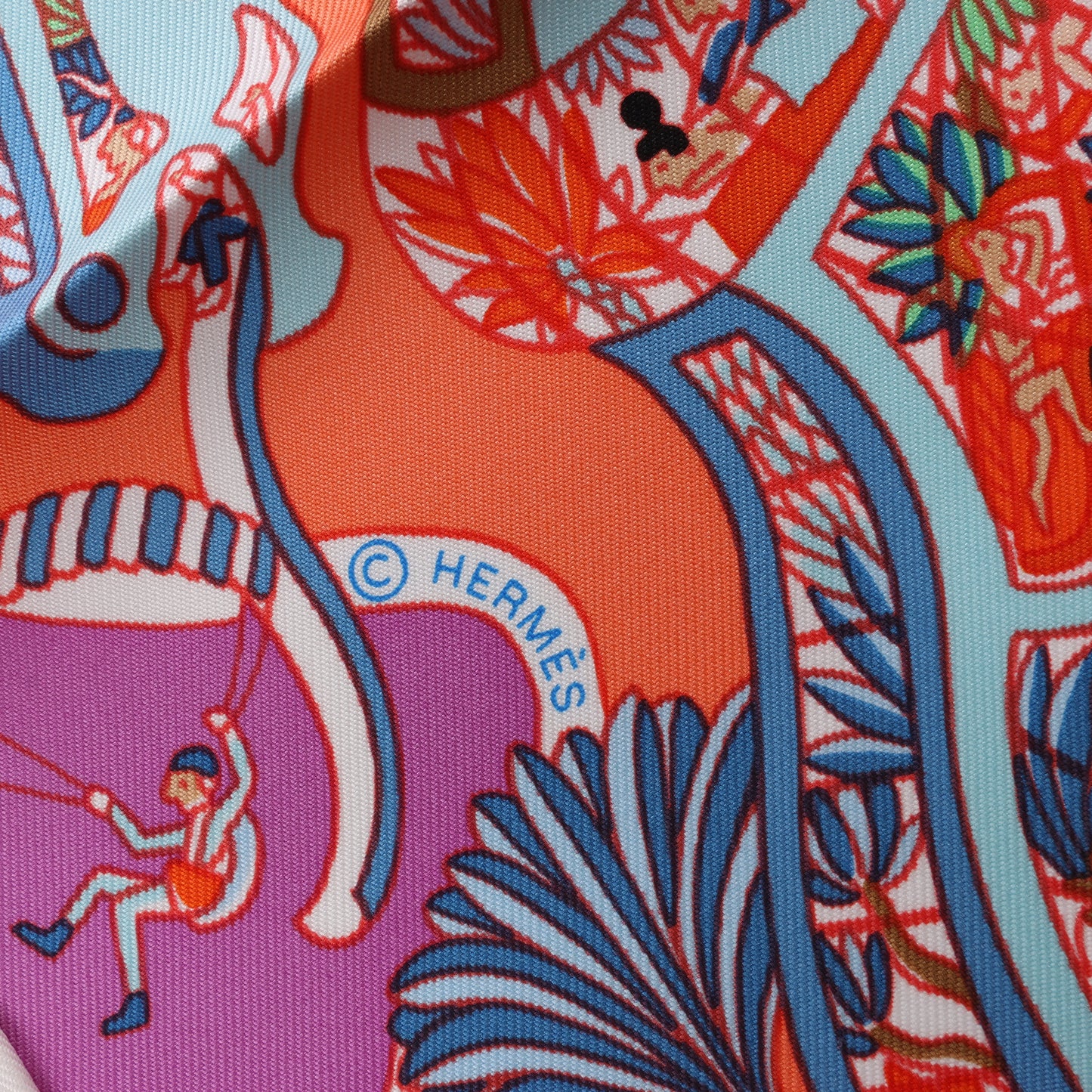 Hermès Carré 90 "Exposition Universelle" Foulard 100% Soie en Rose