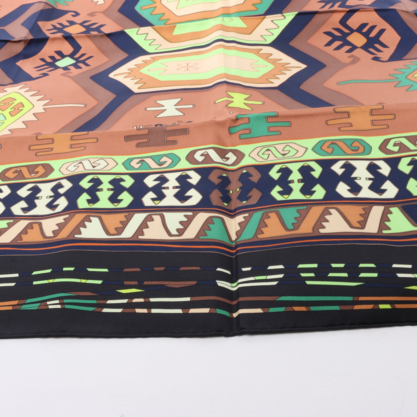 Hermès Carré 90 "KILIM" Silk handkerchief in Brown