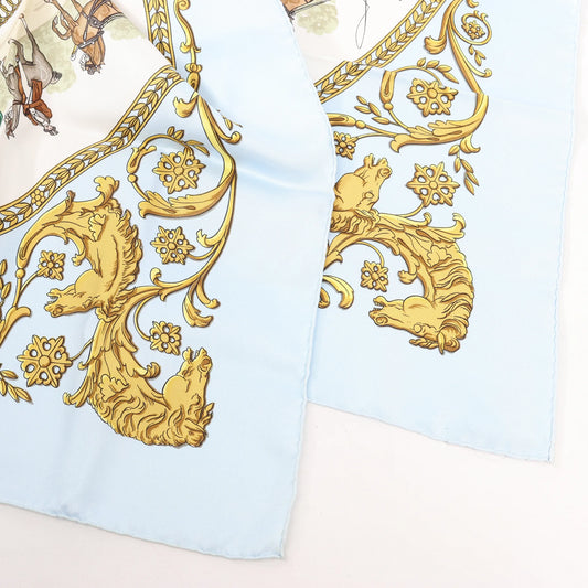 Hermès Carré 90 "LA PROMENADE DE LONGCHAMPS" Mouchoir en soie en Bleu