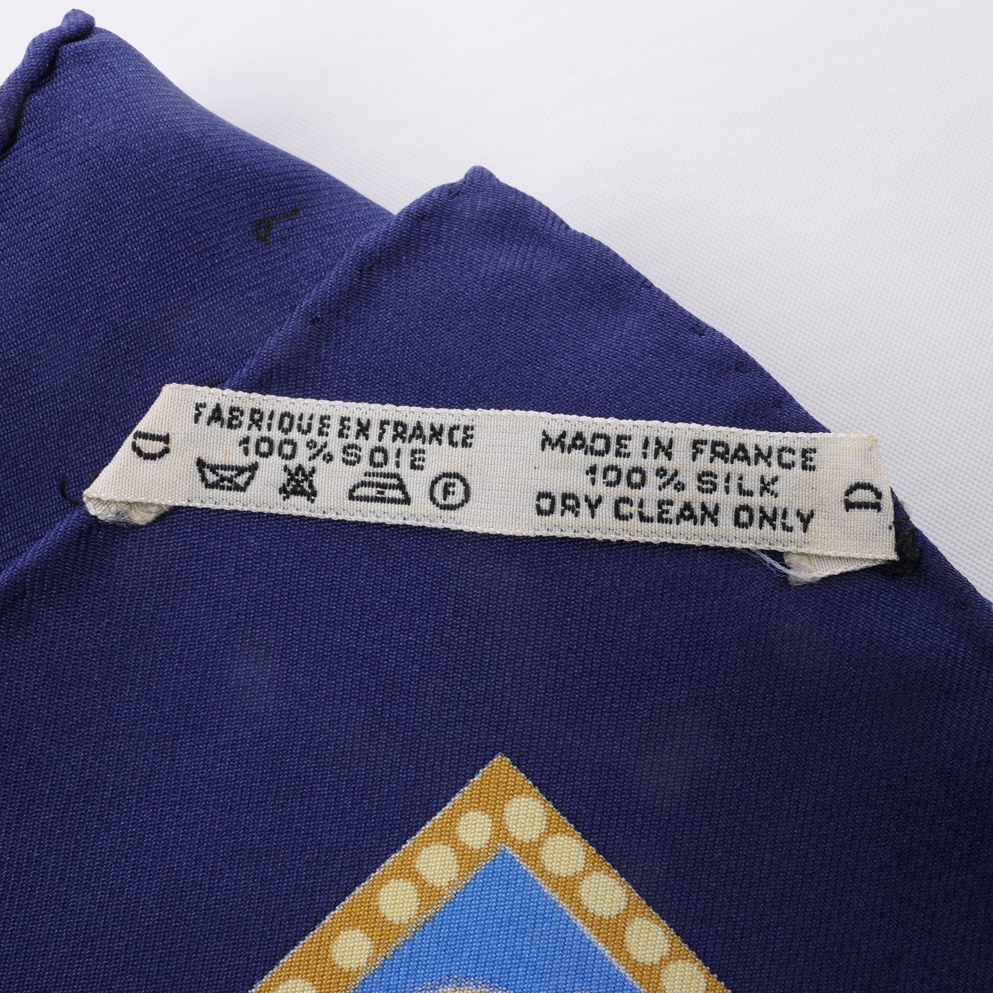 Hermès Carré 90 "LES BISSONE DE VENISE" Foulard 100% Soie en Bleu