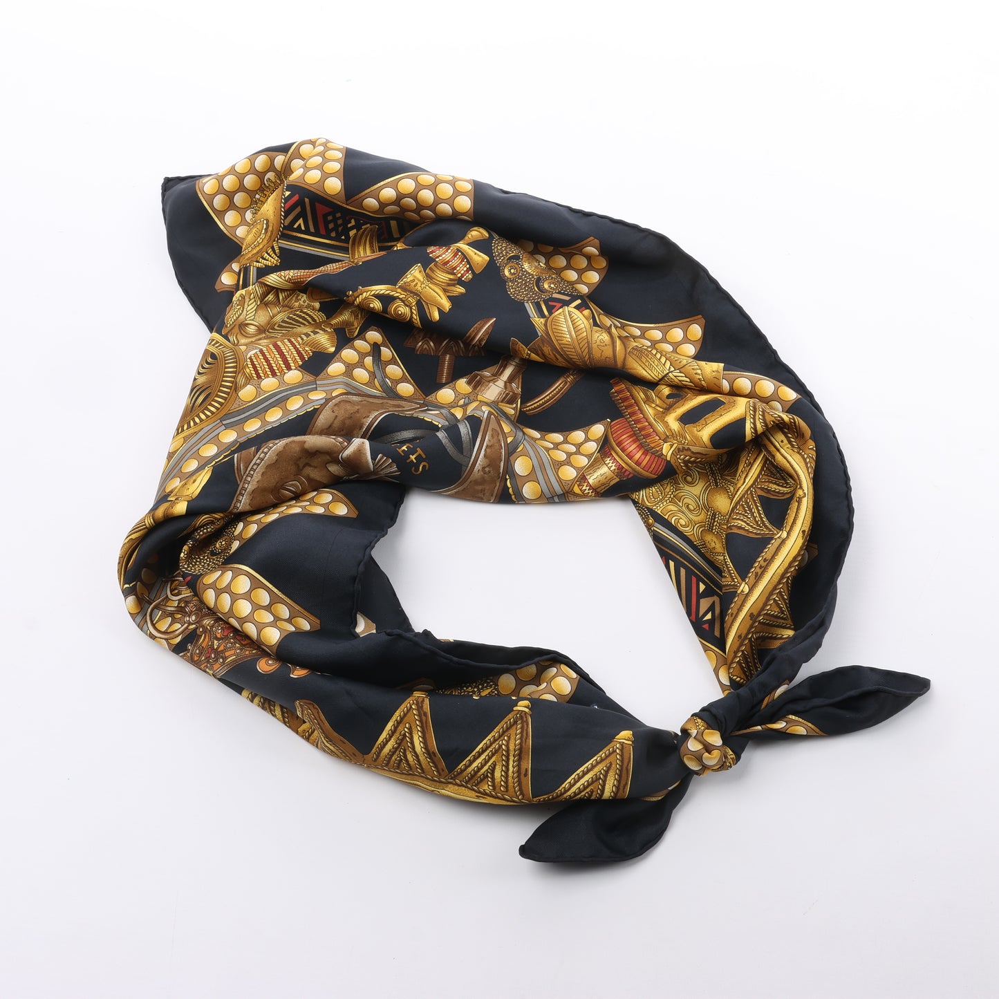 Carré Hermès Carré 90 « L'OR DES CHEFS » 100 % soie noir