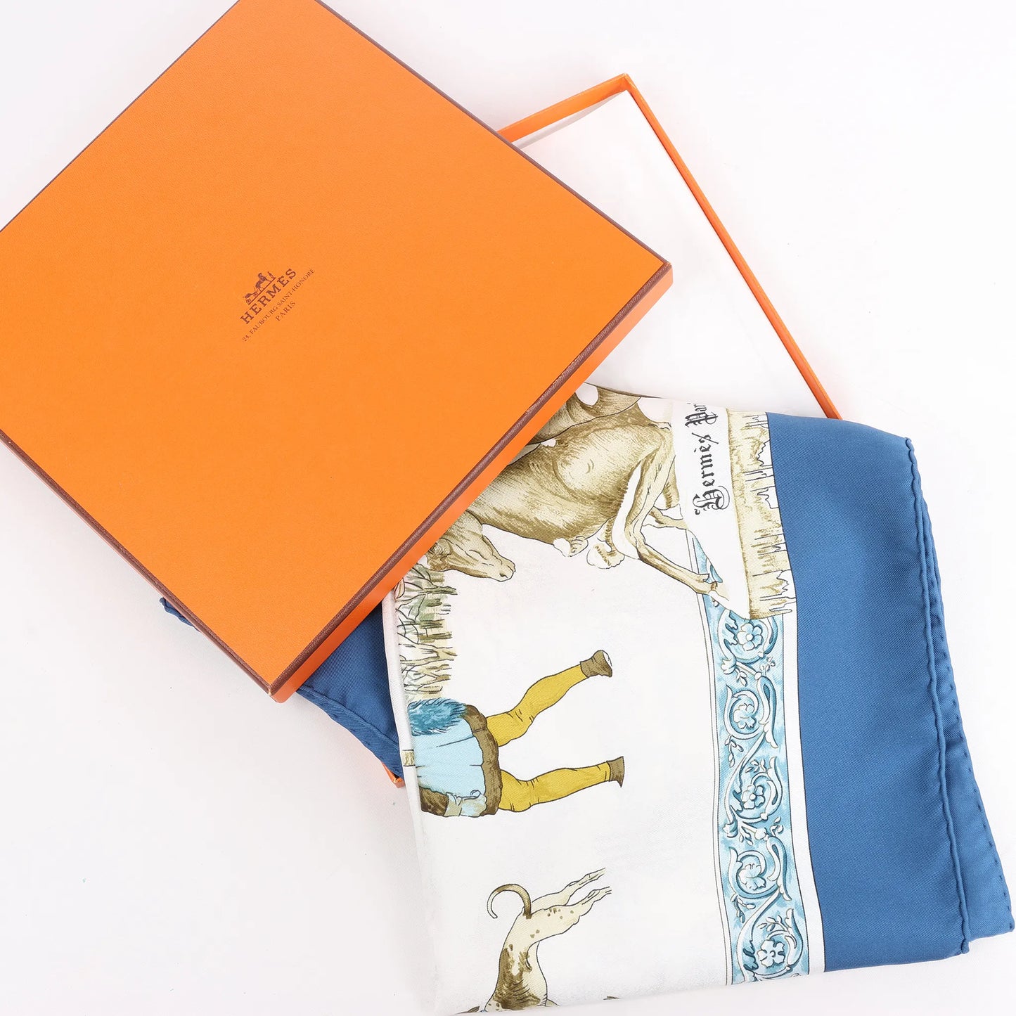 Hermès Carré 90 "L'hiver" Silk handkerchief in Blue