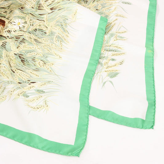 Hermès Carré 90 "Lapins Dans un Champ de blé" Silk handkerchief in Green