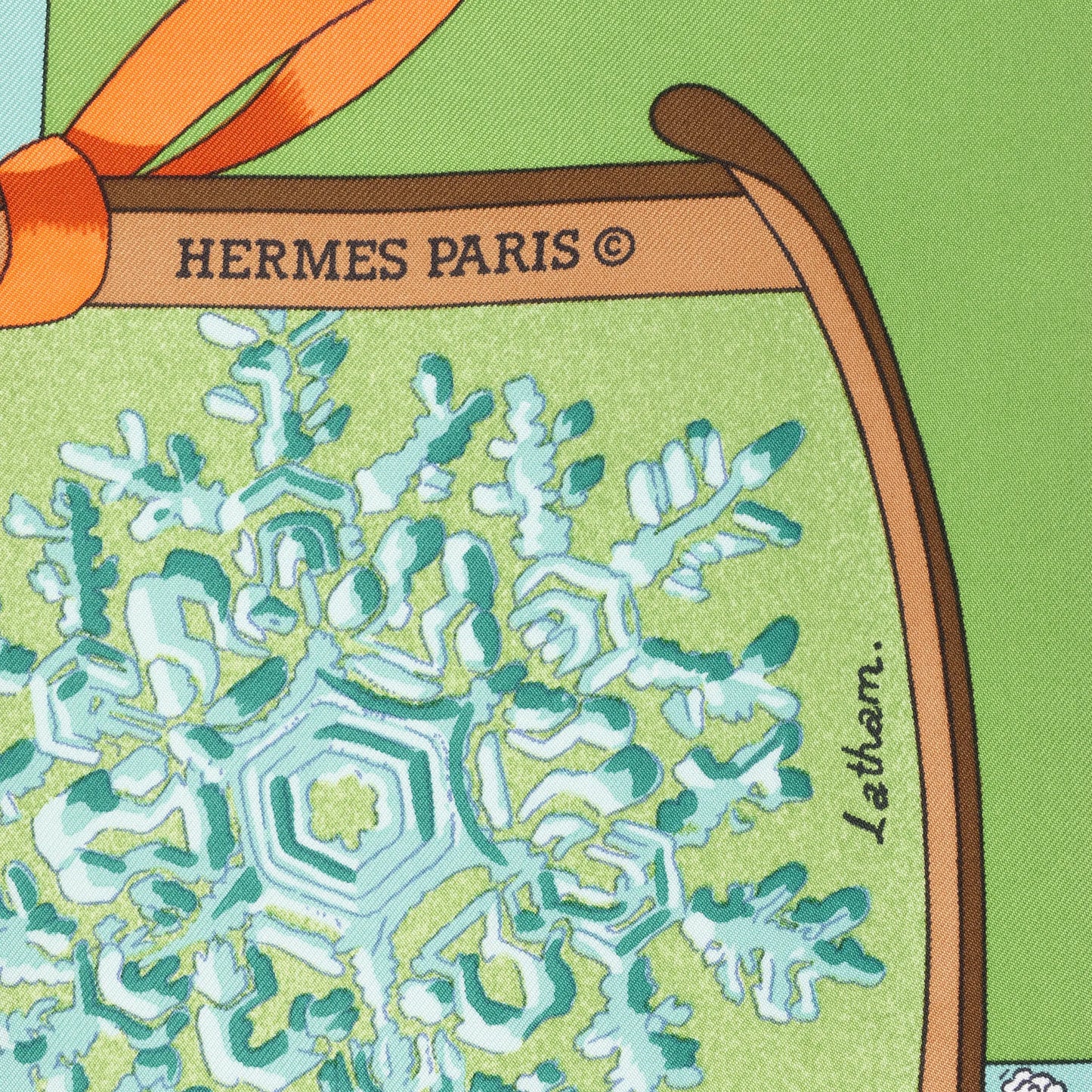 Hermès Carré 90 "Neige d' Antan" Silk handkerchief in Green