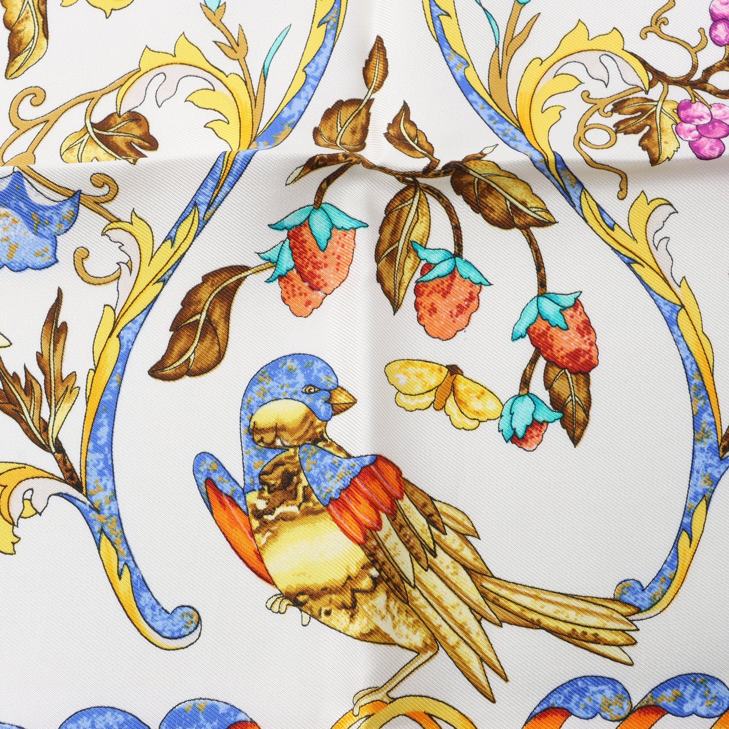 Hermès Carré 90 "PIERRES d' ORIENT et d' OCCIDENT" 100% Silk Scarf in Navy x Beige