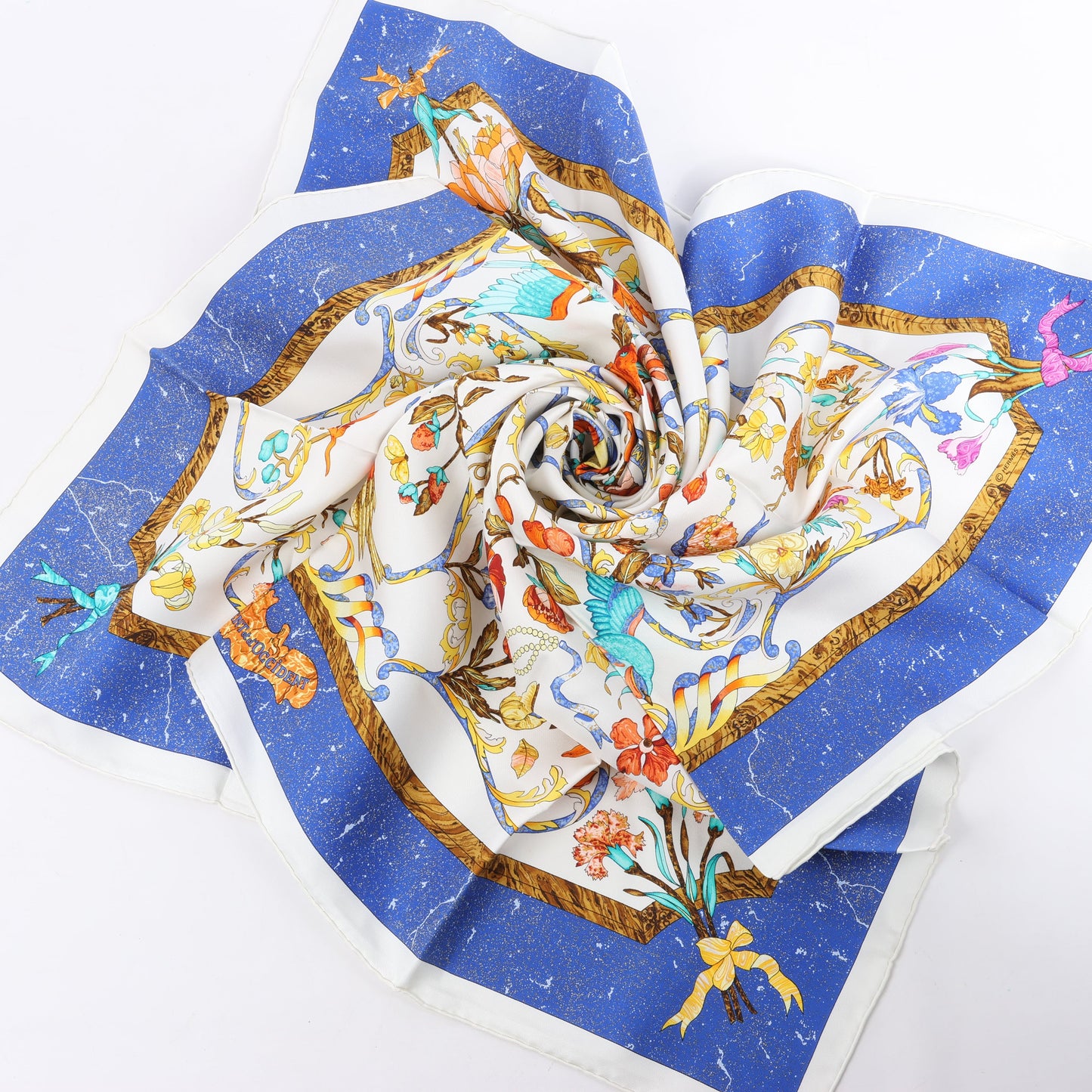 Hermès Carré 90 "PIERRES d' ORIENT et d' OCCIDENT" 100% Silk Scarf in Navy x Beige