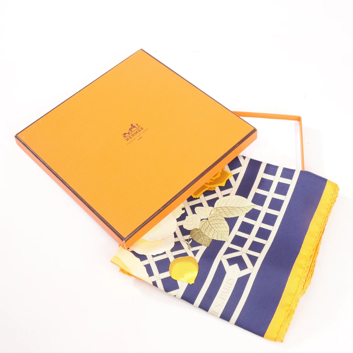 Hermès Carré 90 "ROSERAIE" Silk handkerchief in Yellow