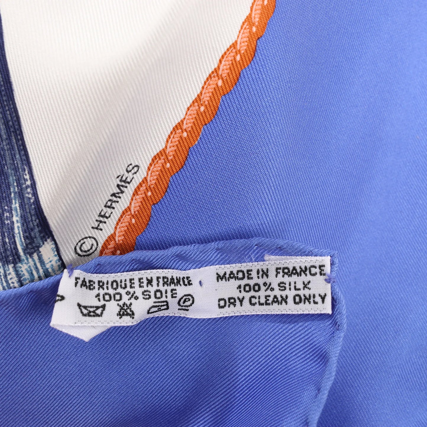Hermès Carré 90 "SAMOURAI" Silk handkerchief in Blue