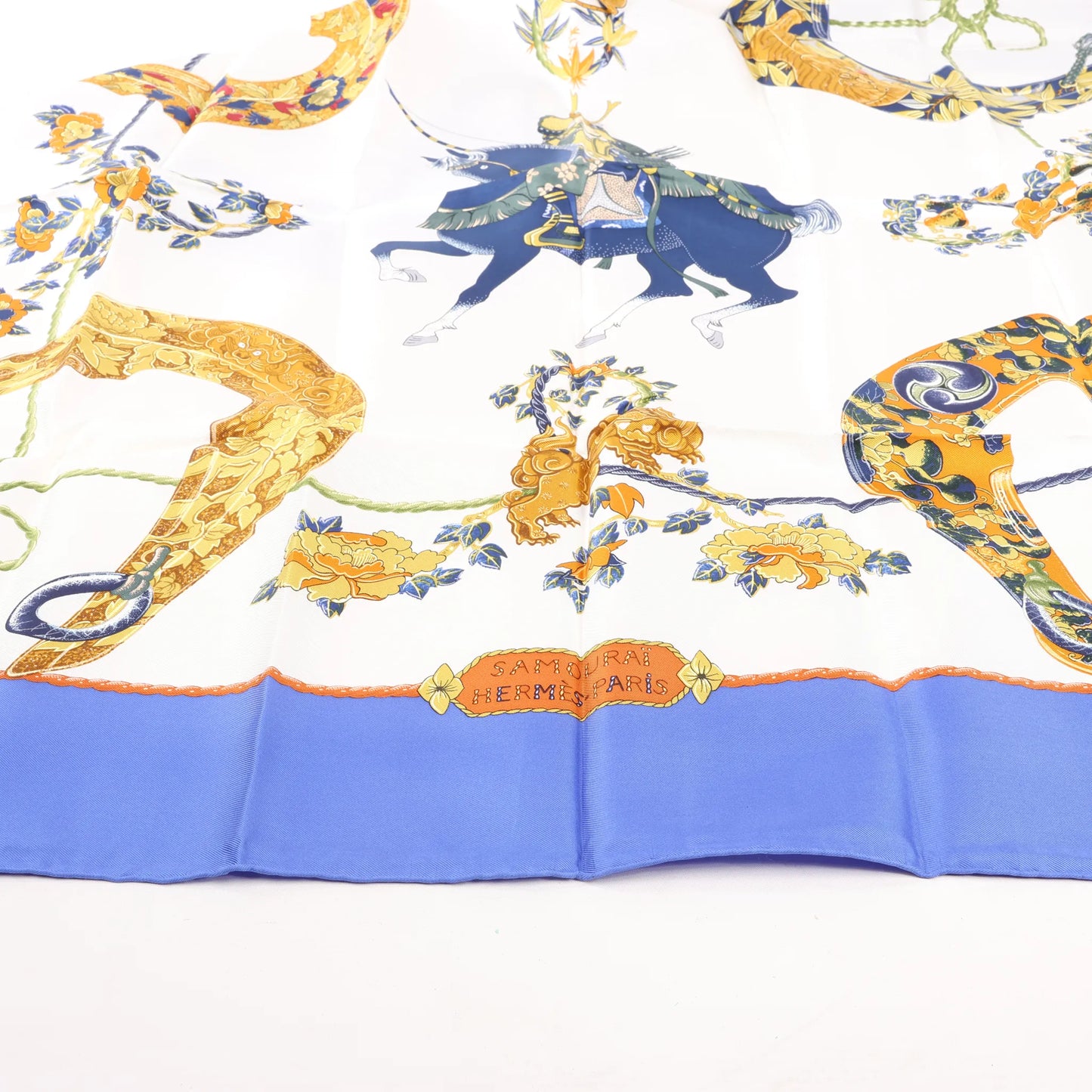 Hermès Carré 90 "SAMOURAI" Silk handkerchief in Blue