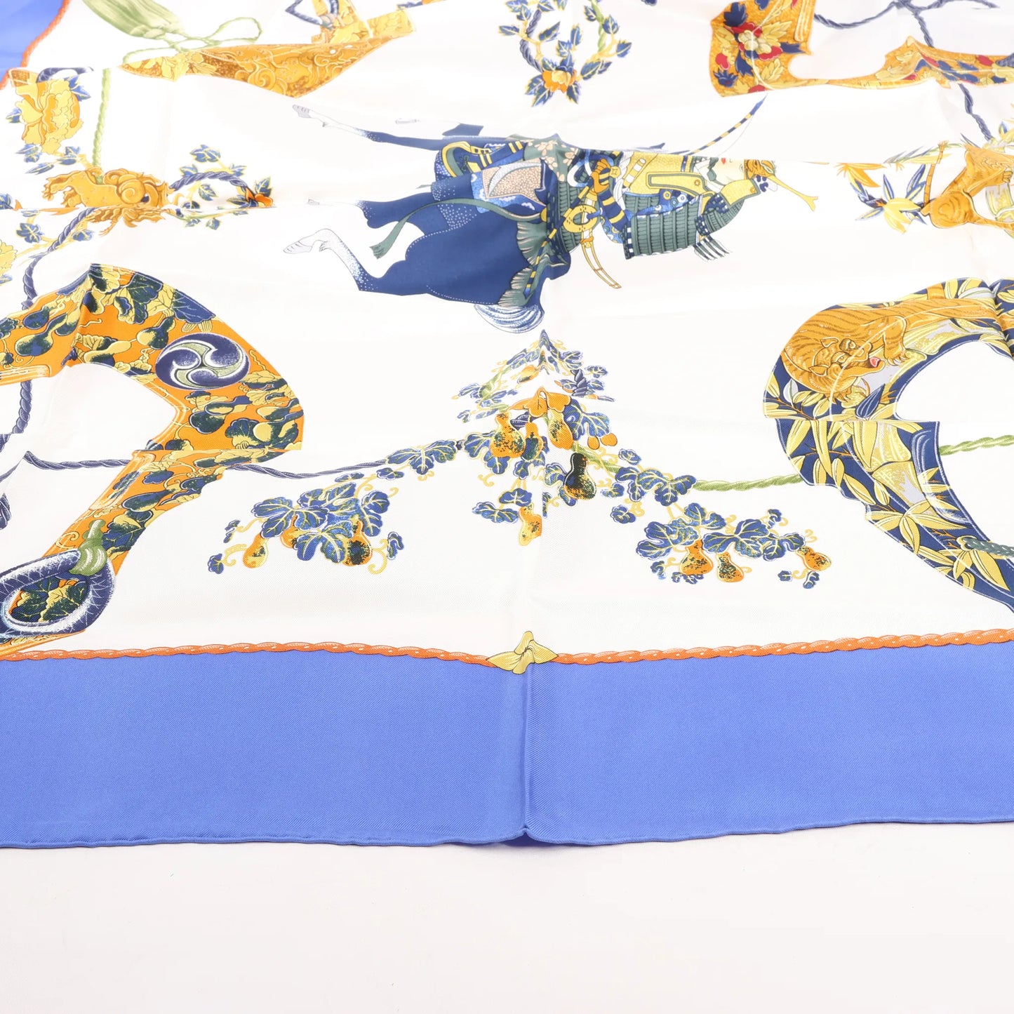 Hermès Carré 90 "SAMOURAI" Silk handkerchief in Blue