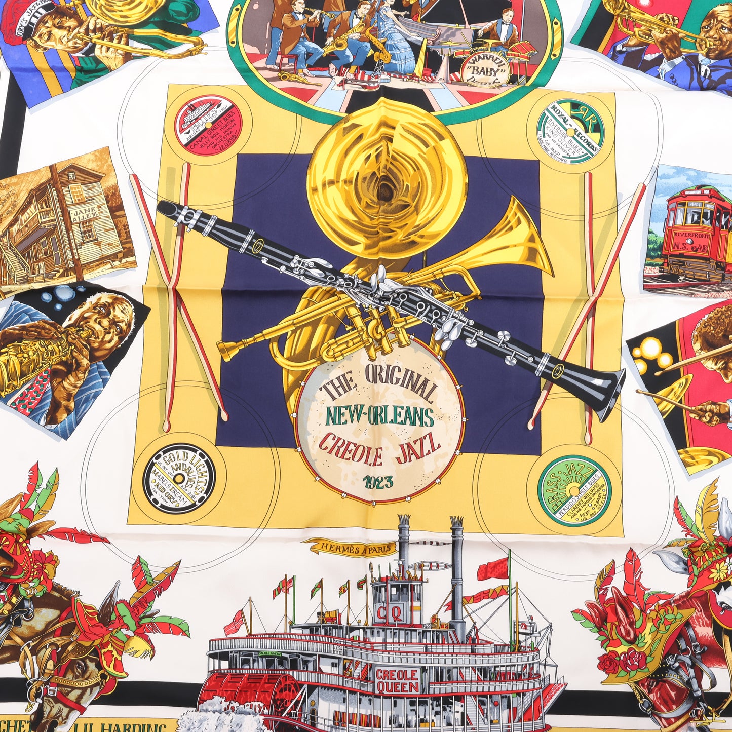 Carré Hermès Carré 90 « THE ORIGINAL NEW ORLEANS CREOLE JAZZ 1923 » 100 % soie bleu marine