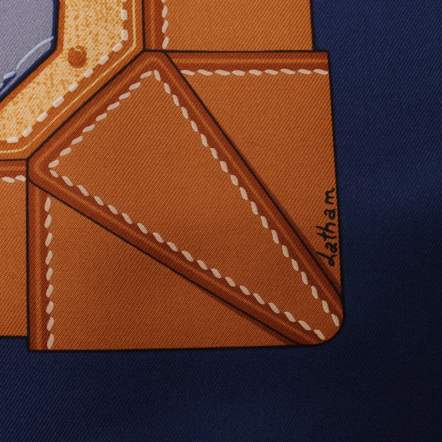 Hermès Carré 90 "TOUT CUIR" 100% Soie Foulard en Bleu Marine