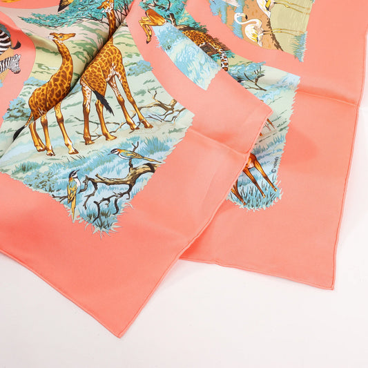 Hermès Carré 90 "Tanzanie" Silk handkerchief in Pink
