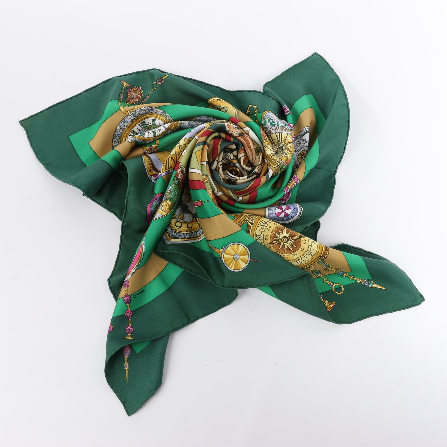 Hermès Carré 90 "La Ronde Des Heures" 100% Soie Foulard en Vert
