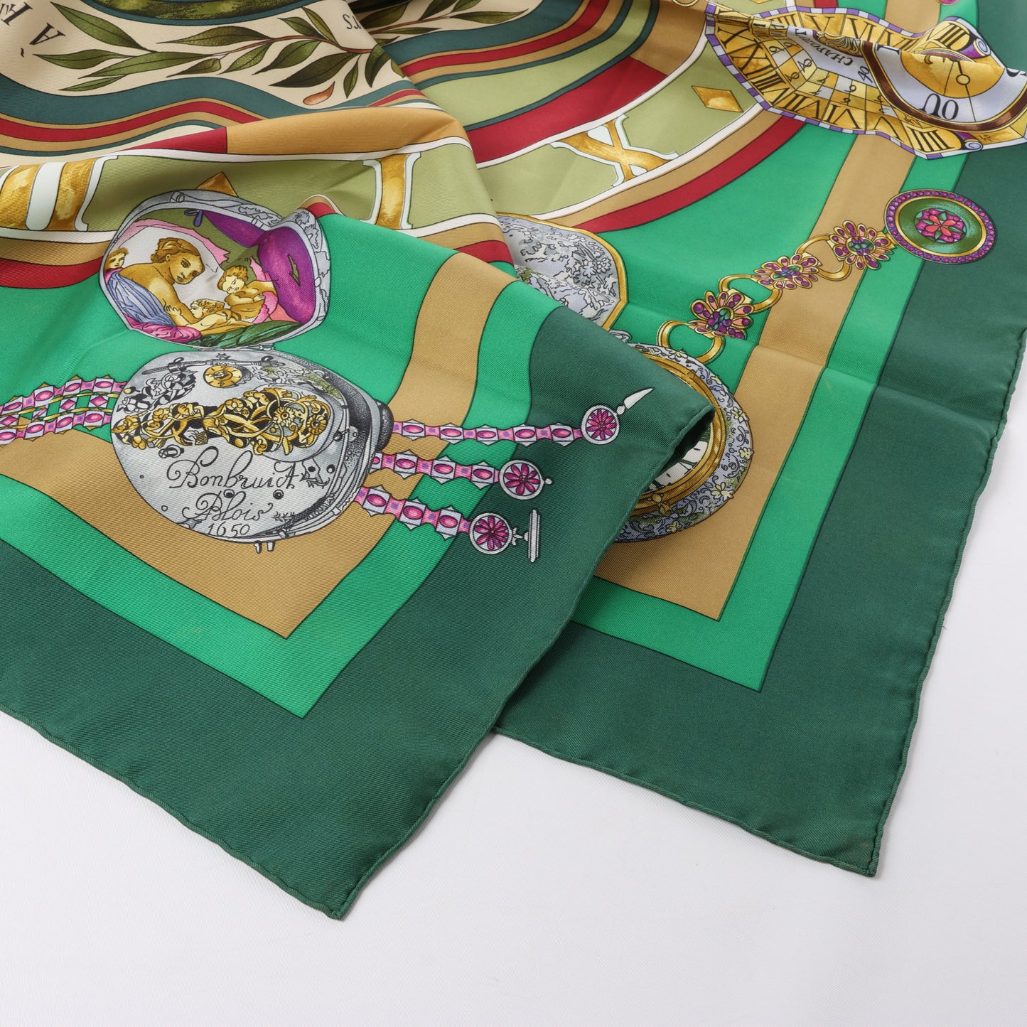 Hermès Carré 90 "La Ronde Des Heures" 100% Soie Foulard en Vert