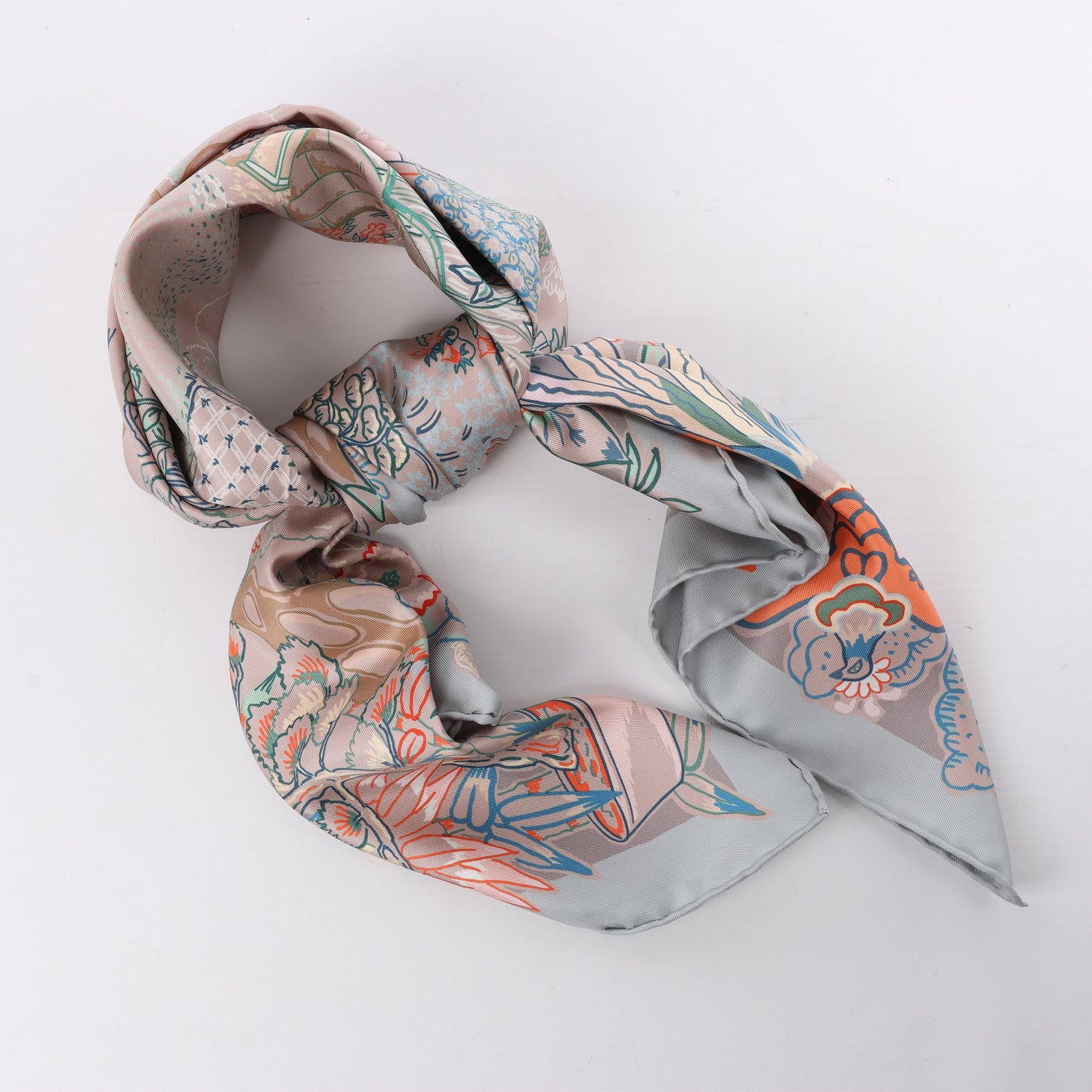 Hermès Carré 90 "Mille Feuilles de Soie" Foulard 100% Soie en Gris