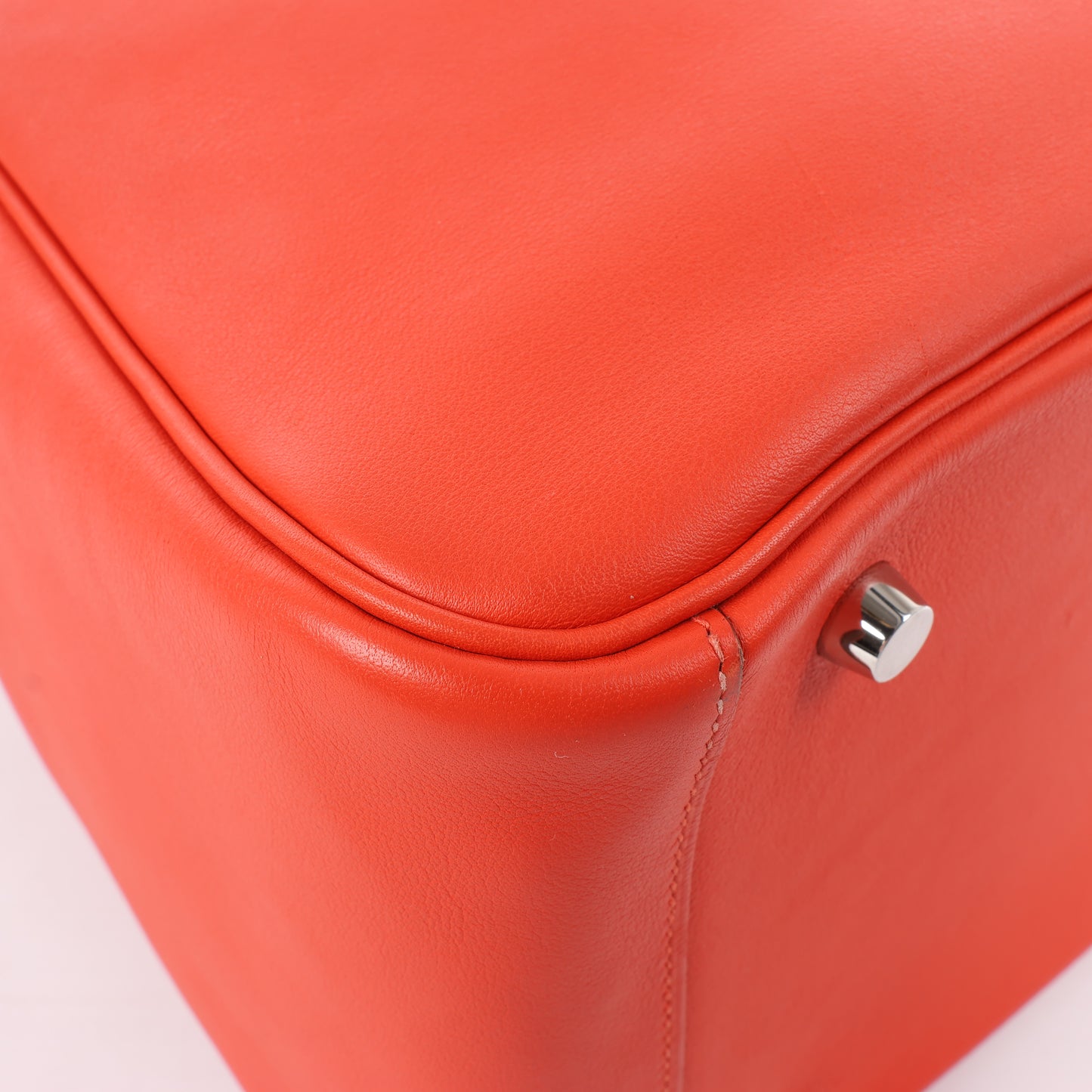 Sac à main Hermès Lindy 30 Veau Swift Rouge Tomate, garnitures en métal argenté, 2 voies, X : 2016