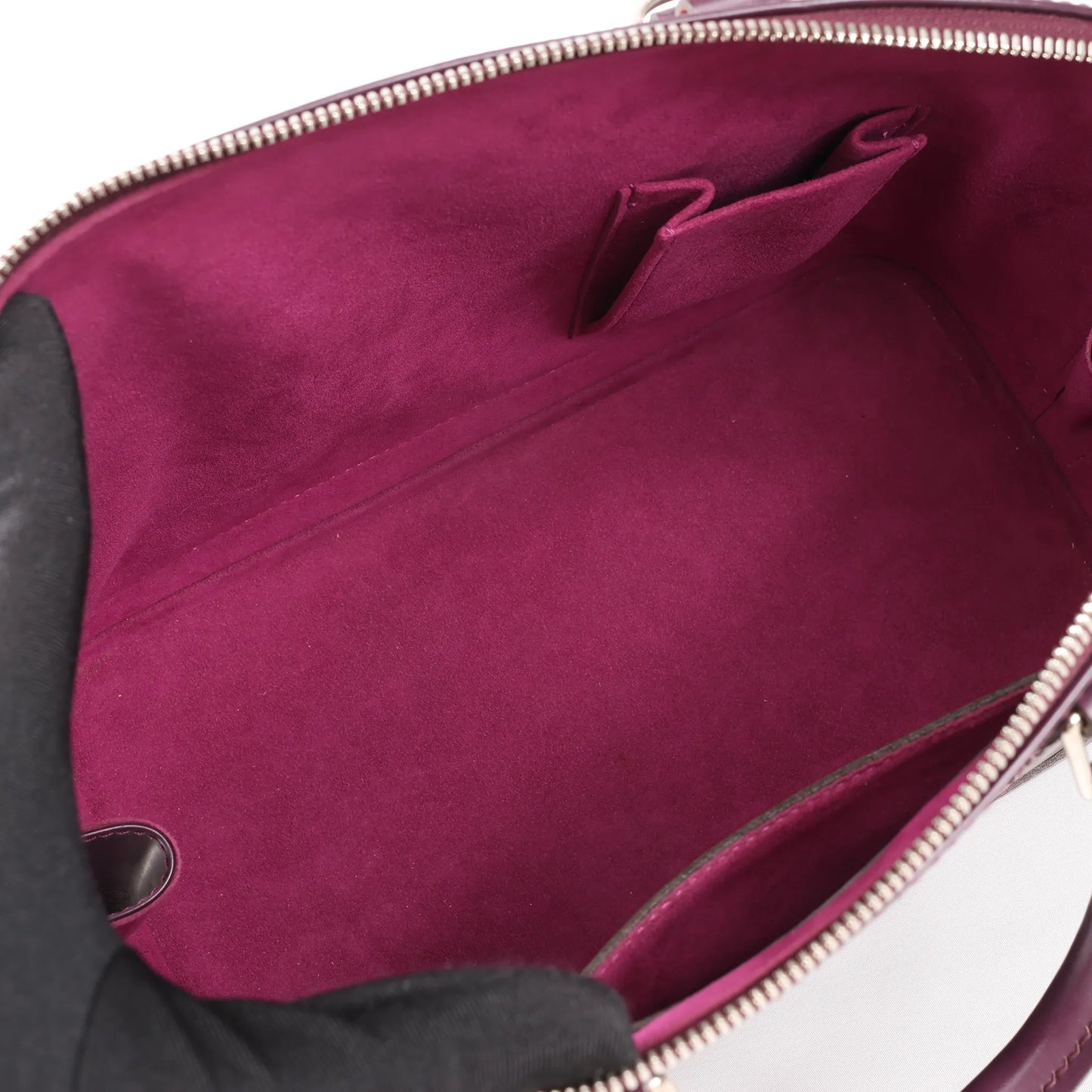 Louis Vuitton Alma Epi Leather Handbag in Purple M5280K