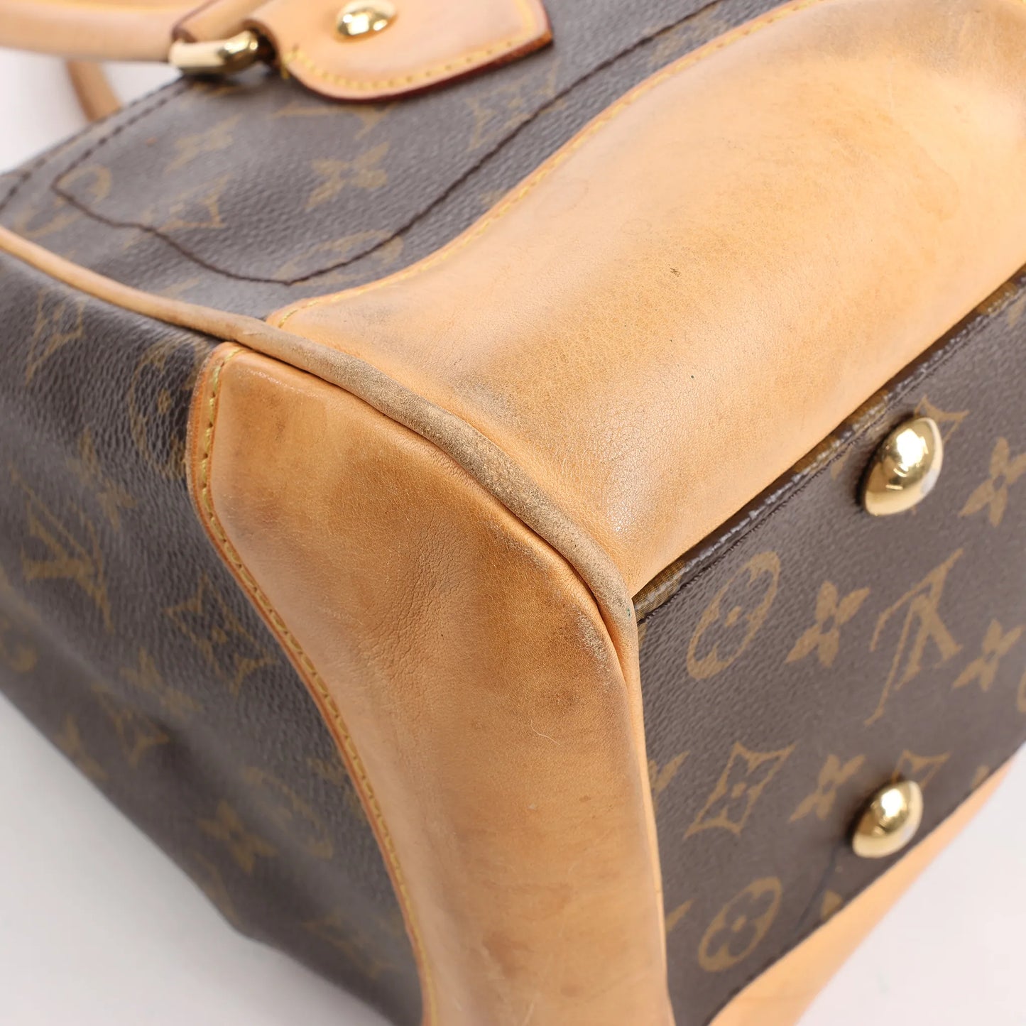 Louis Vuitton Monogram Canvas Beverly GM Handbag in Brown M40120