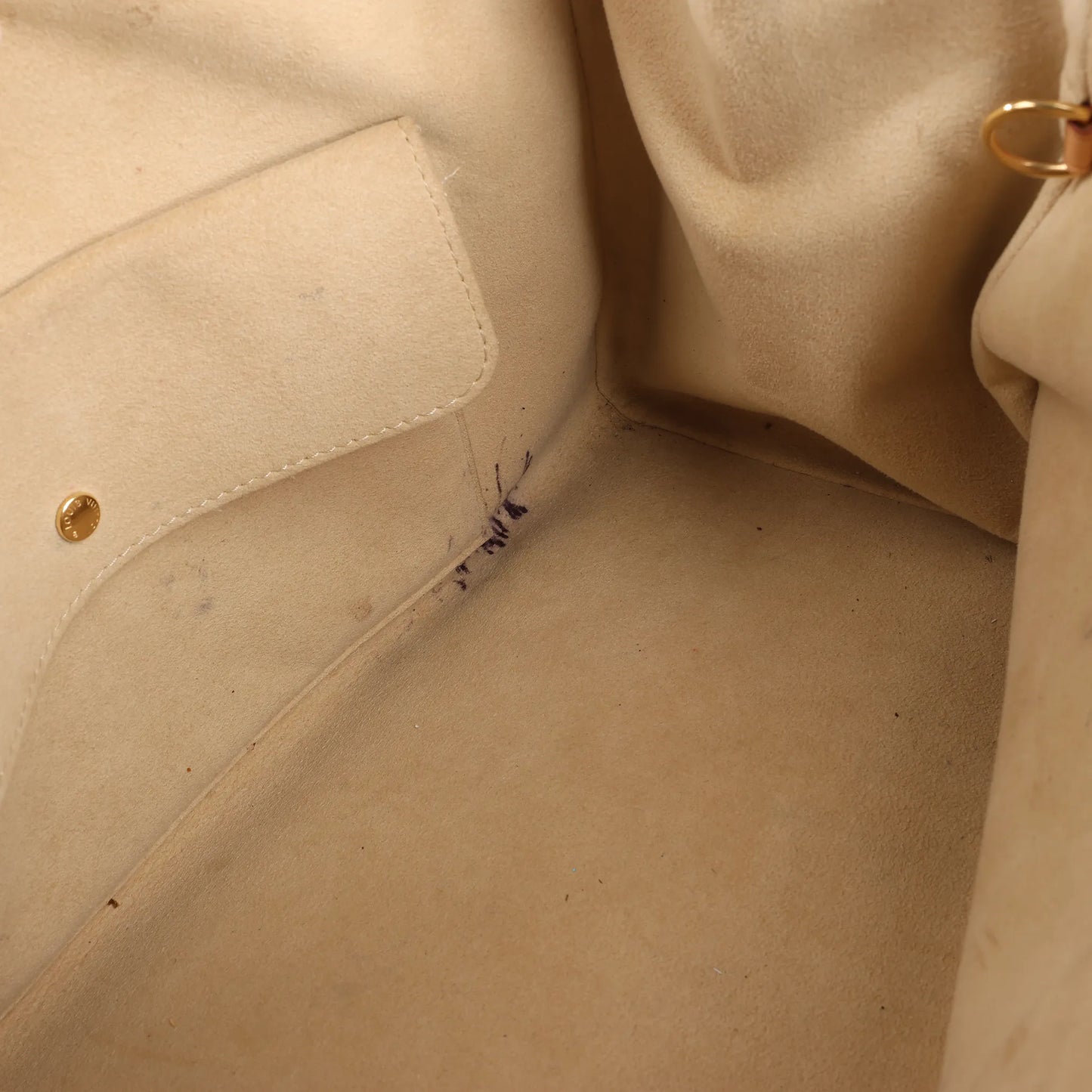 Louis Vuitton Monogram Canvas Beverly GM Handbag in Brown M40120