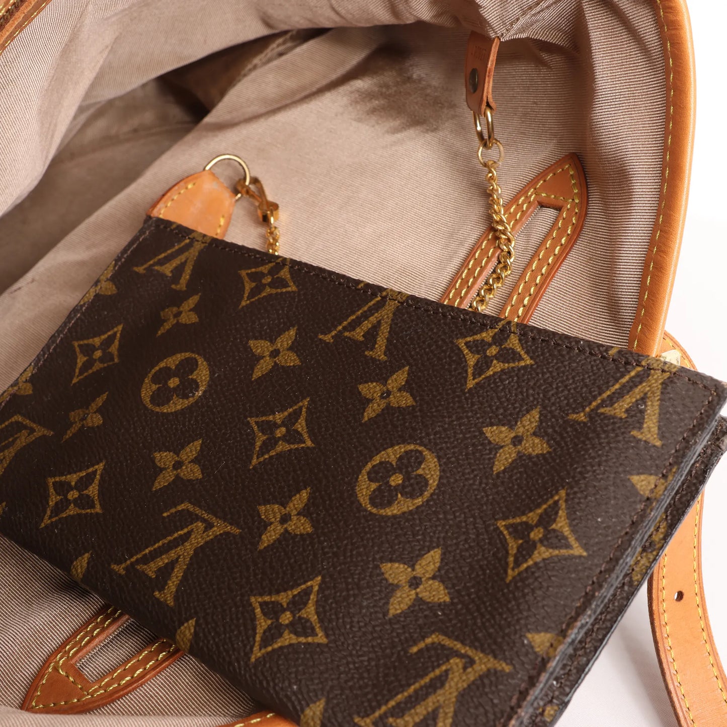 Louis Vuitton Monogram Canvas Bucket GM Shoulder Bag M42236