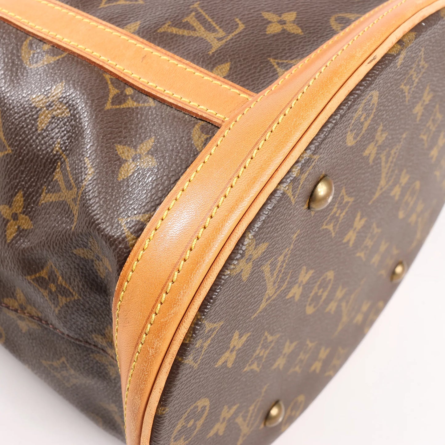 Louis Vuitton Monogram Canvas Bucket GM Shoulder Bag M42236