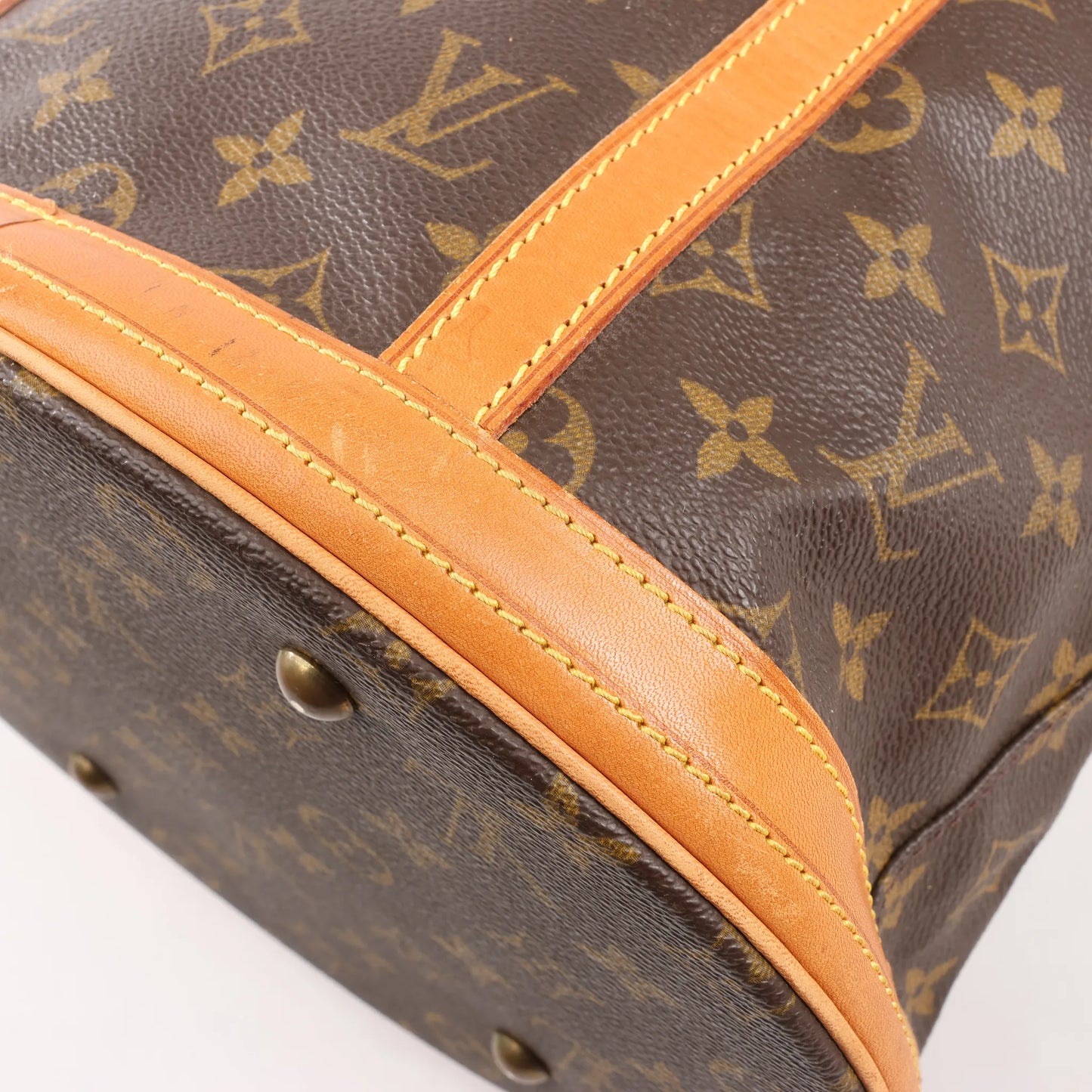 Louis Vuitton Monogram Canvas Bucket GM Shoulder Bag M42236