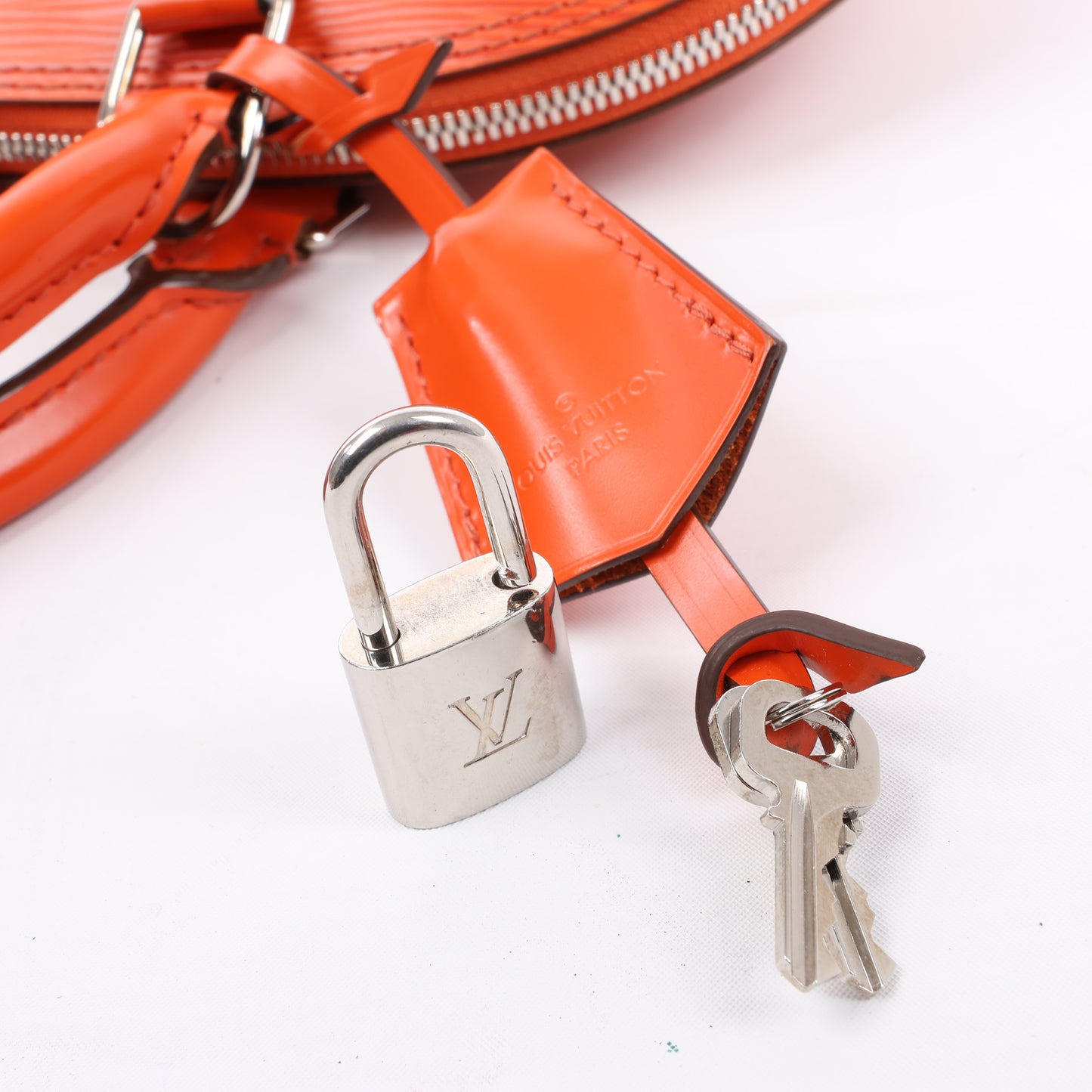Louis Vuitton Epi Leather Alma PM Handbag in Orange M40623