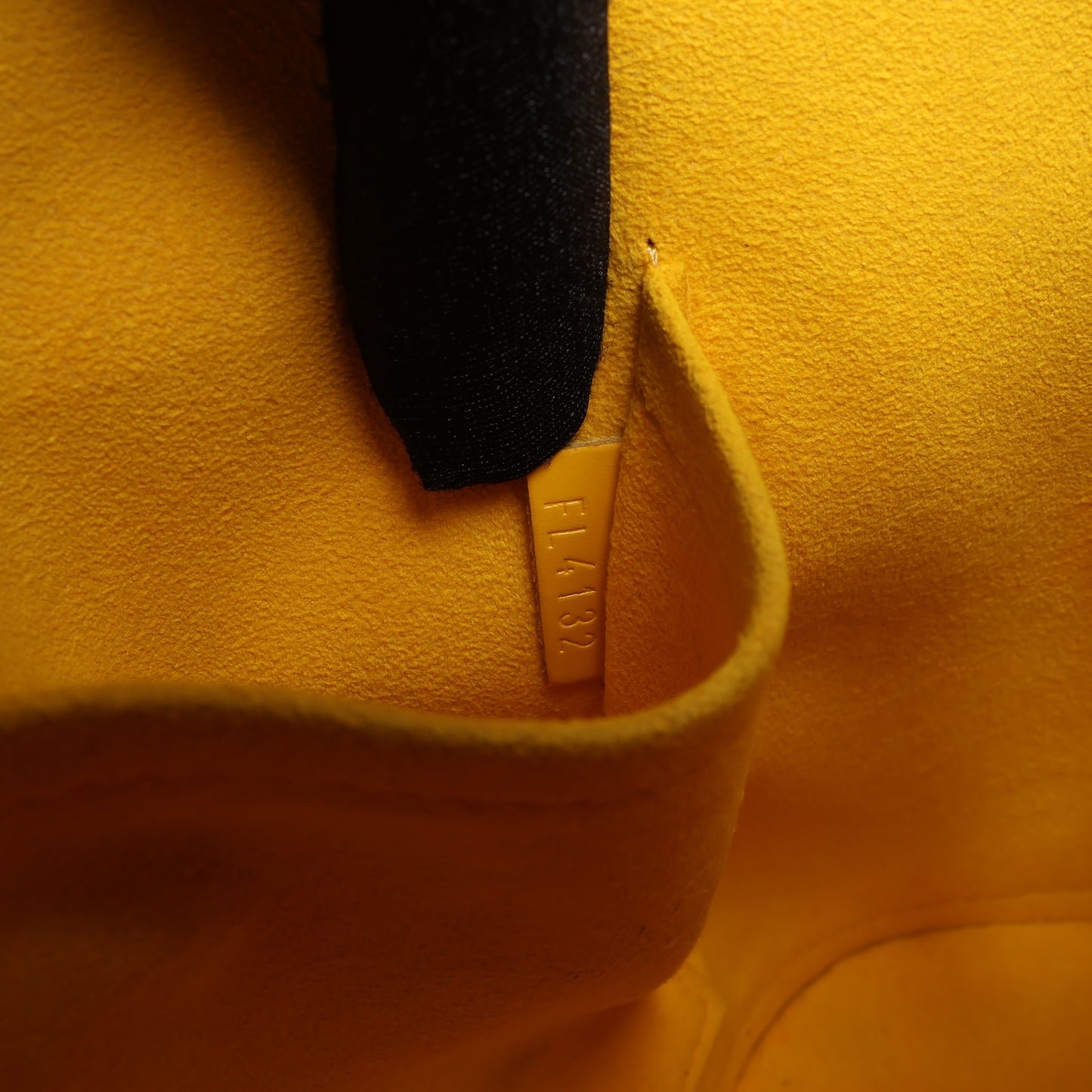 Louis Vuitton Epi Leather Alma PM Handbag in Yellow M40951