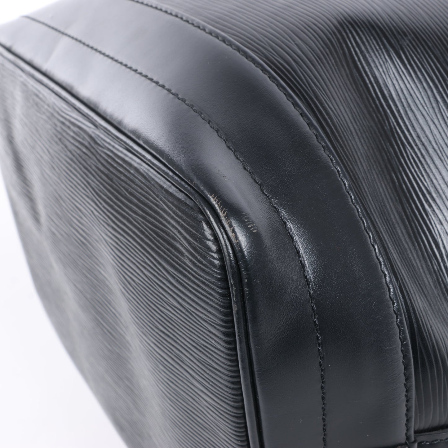 Louis Vuitton Epi Leather Noe Shoulder Bag in Black M59002